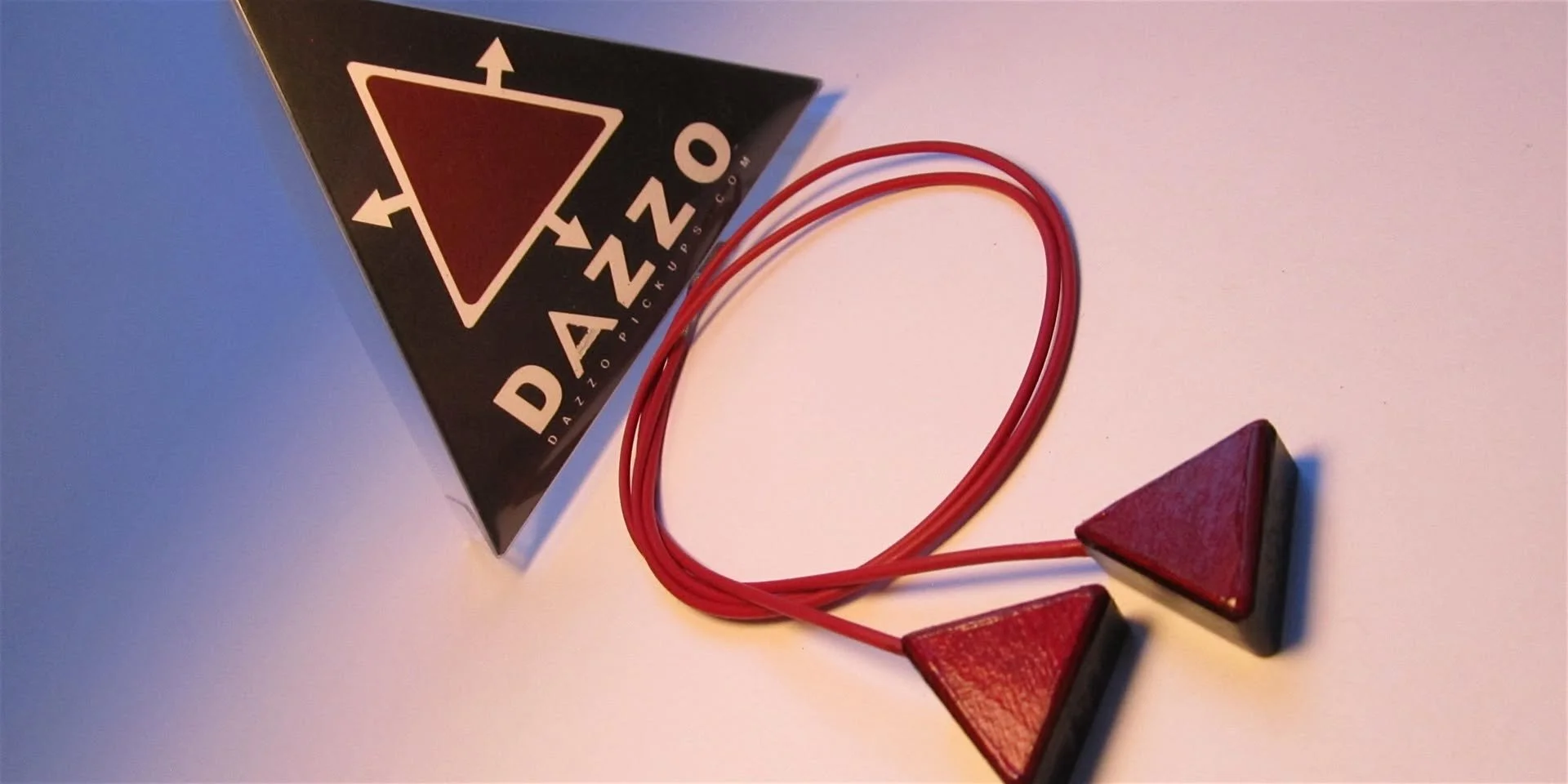Dazzo Guitar Pickup Set (w endpin jack)