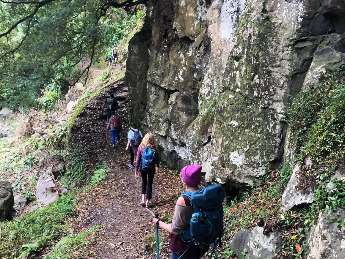 hiking azores.webp