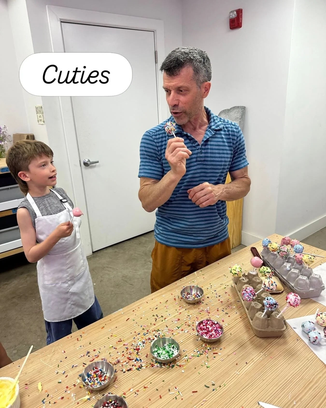 Who says cake pops are just for kids?

#newpaltz #ulstercountykids #upstateny #newpaltzevents #stoneridgeny
