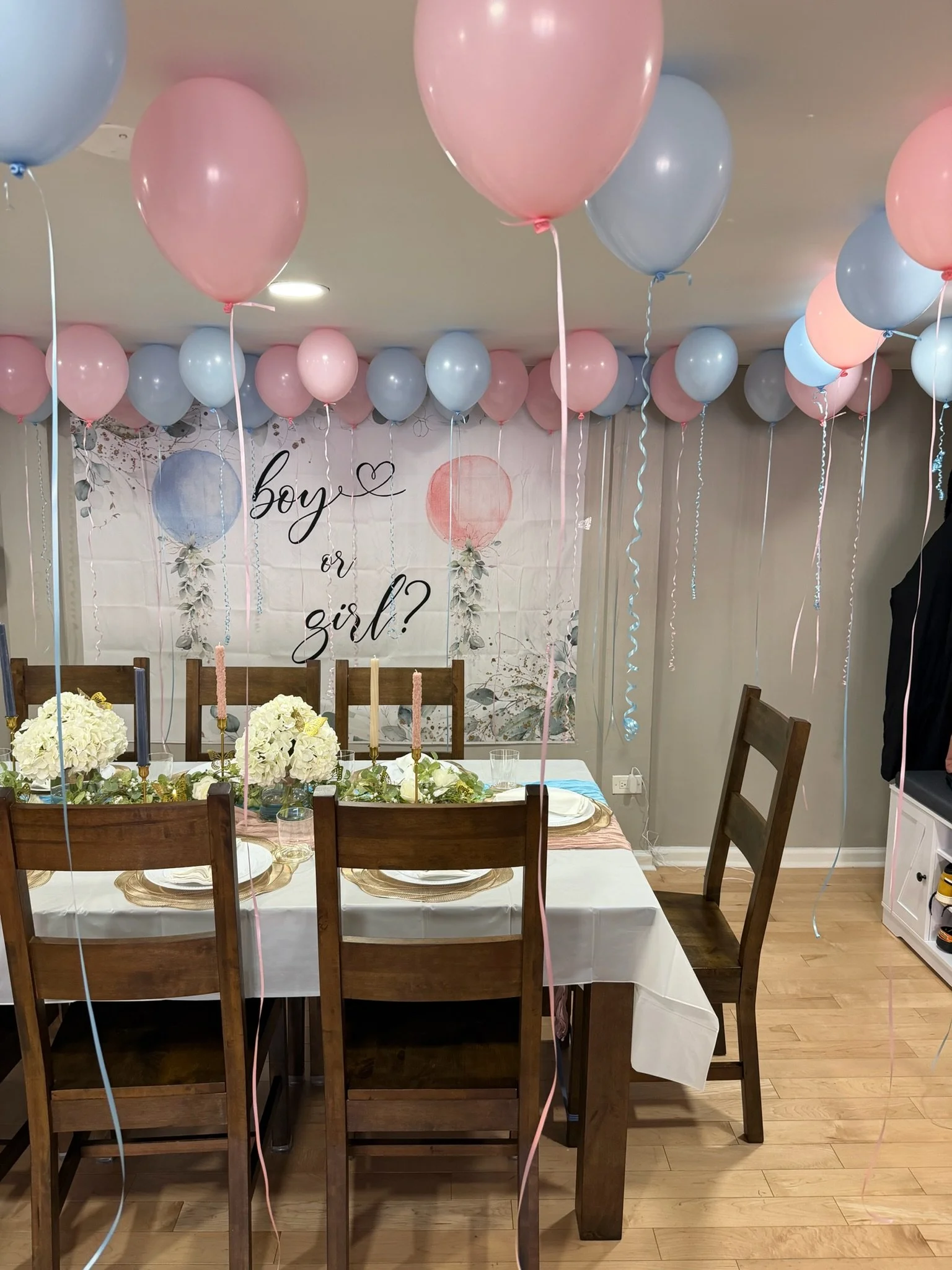 Balloon-Filled Ceiling