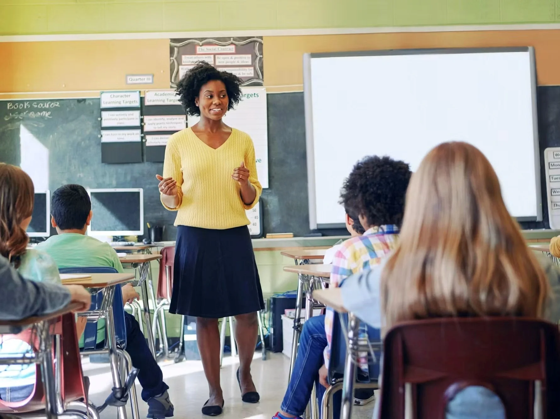 teacher-addressing-classroom-banner.jpg