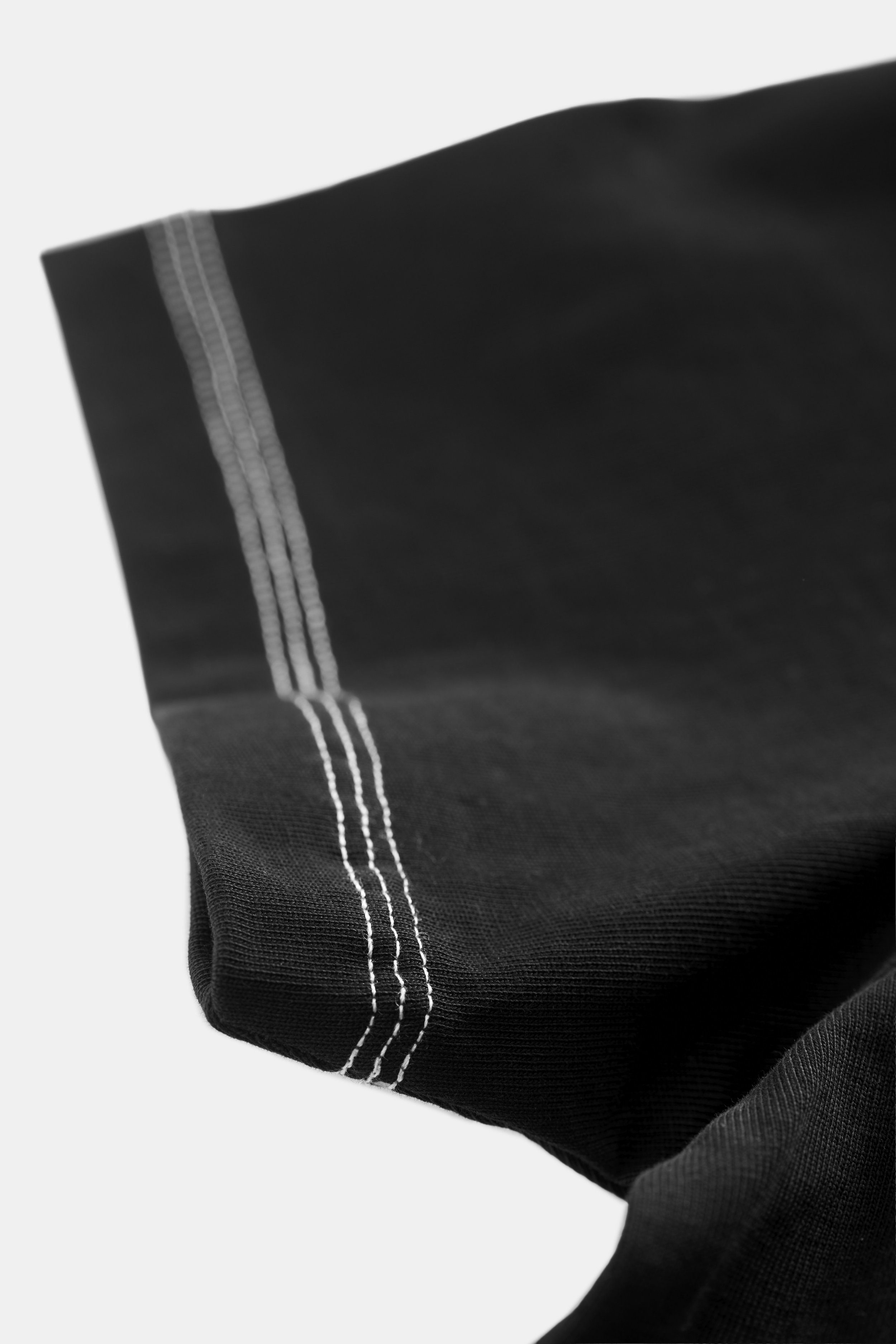 HF_HF011-BW-detail-2.jpg