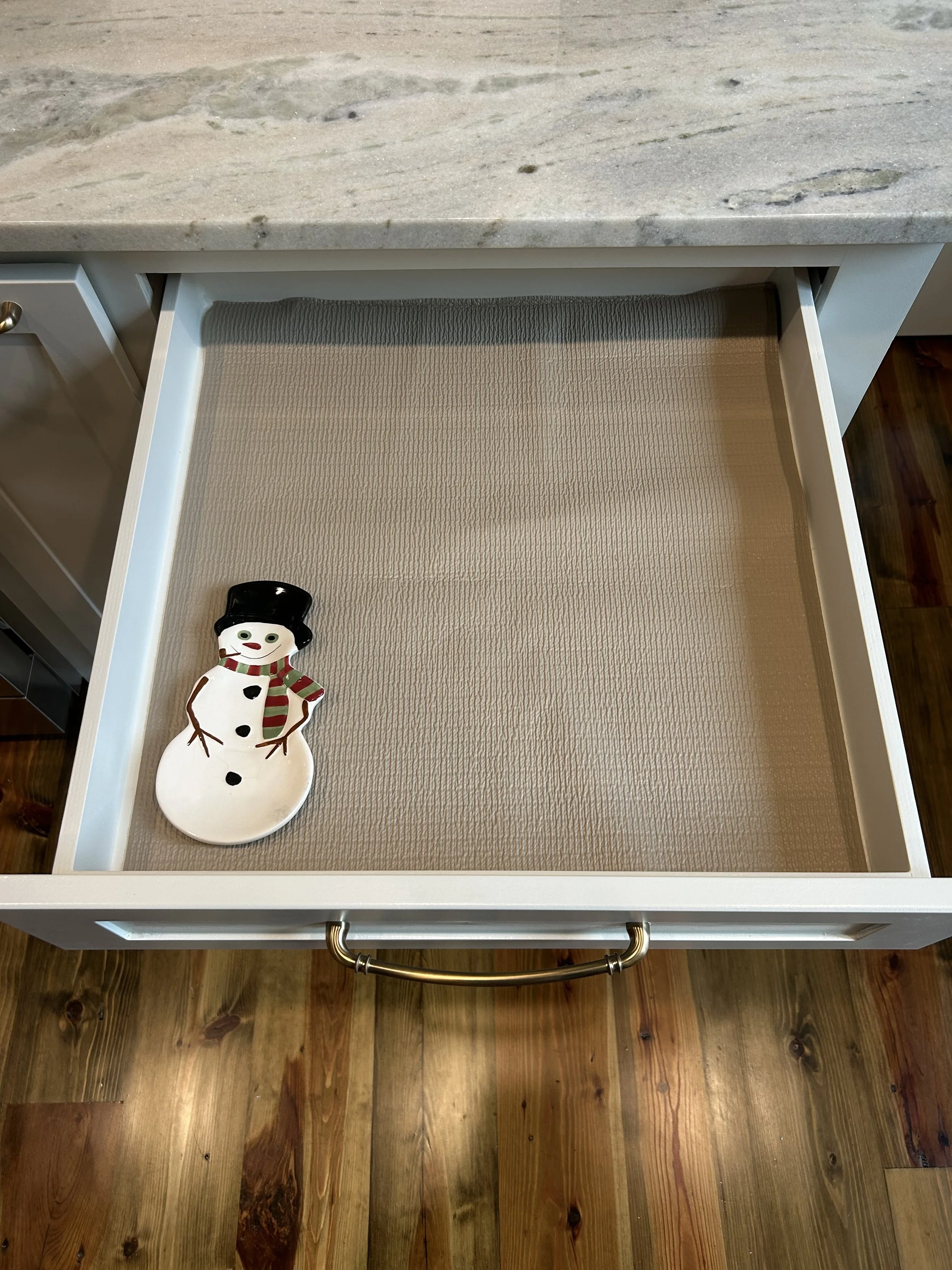 Website Kitchen Drawer (Before).jpg