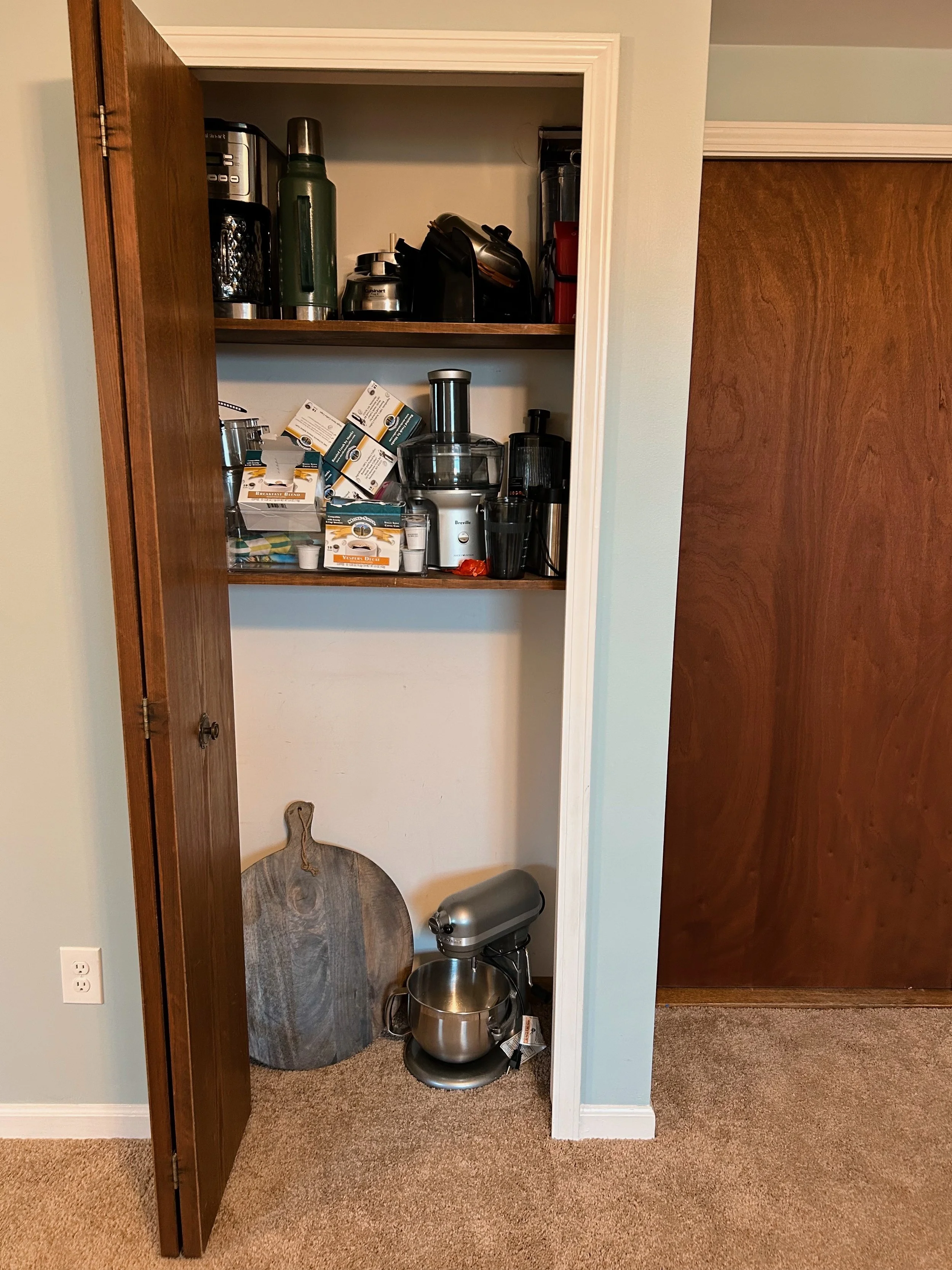 Pantry (Before).JPG