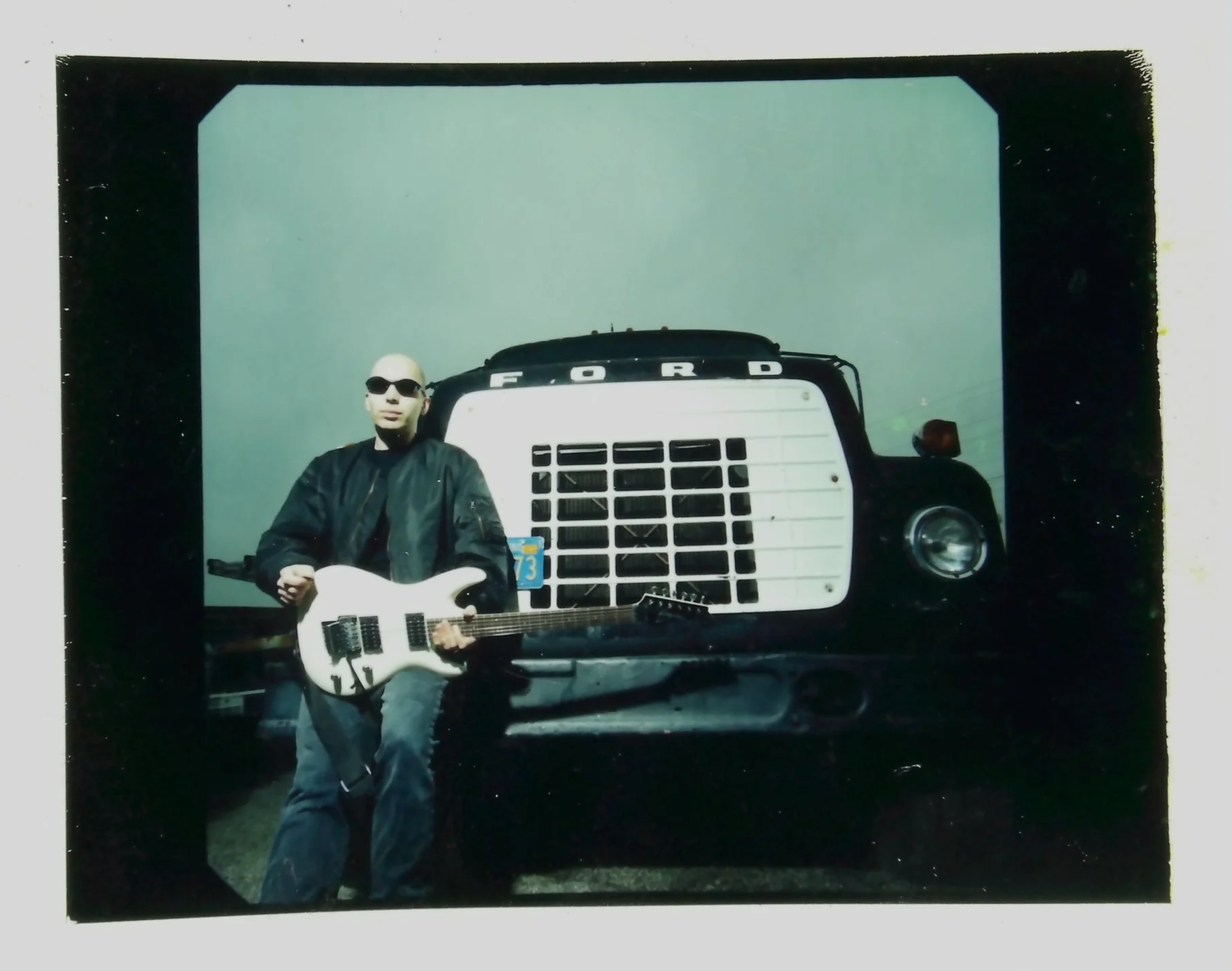 JOE+SATRIANI-JW.png