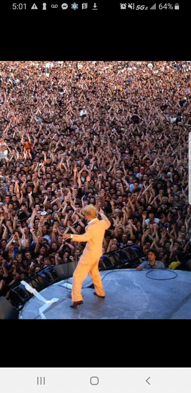 David Bowie 1983 Live