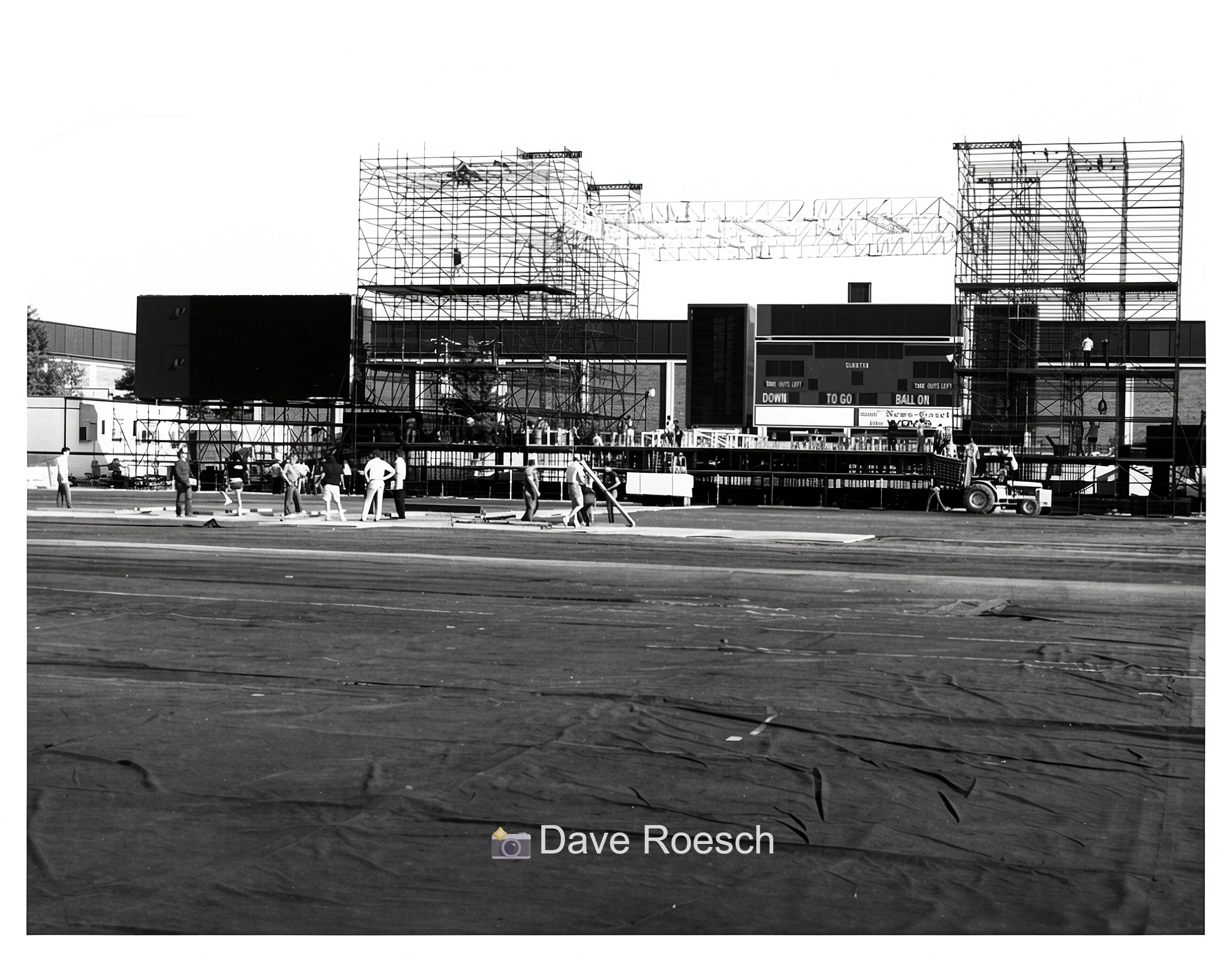 1985 farm aid (50).jpg