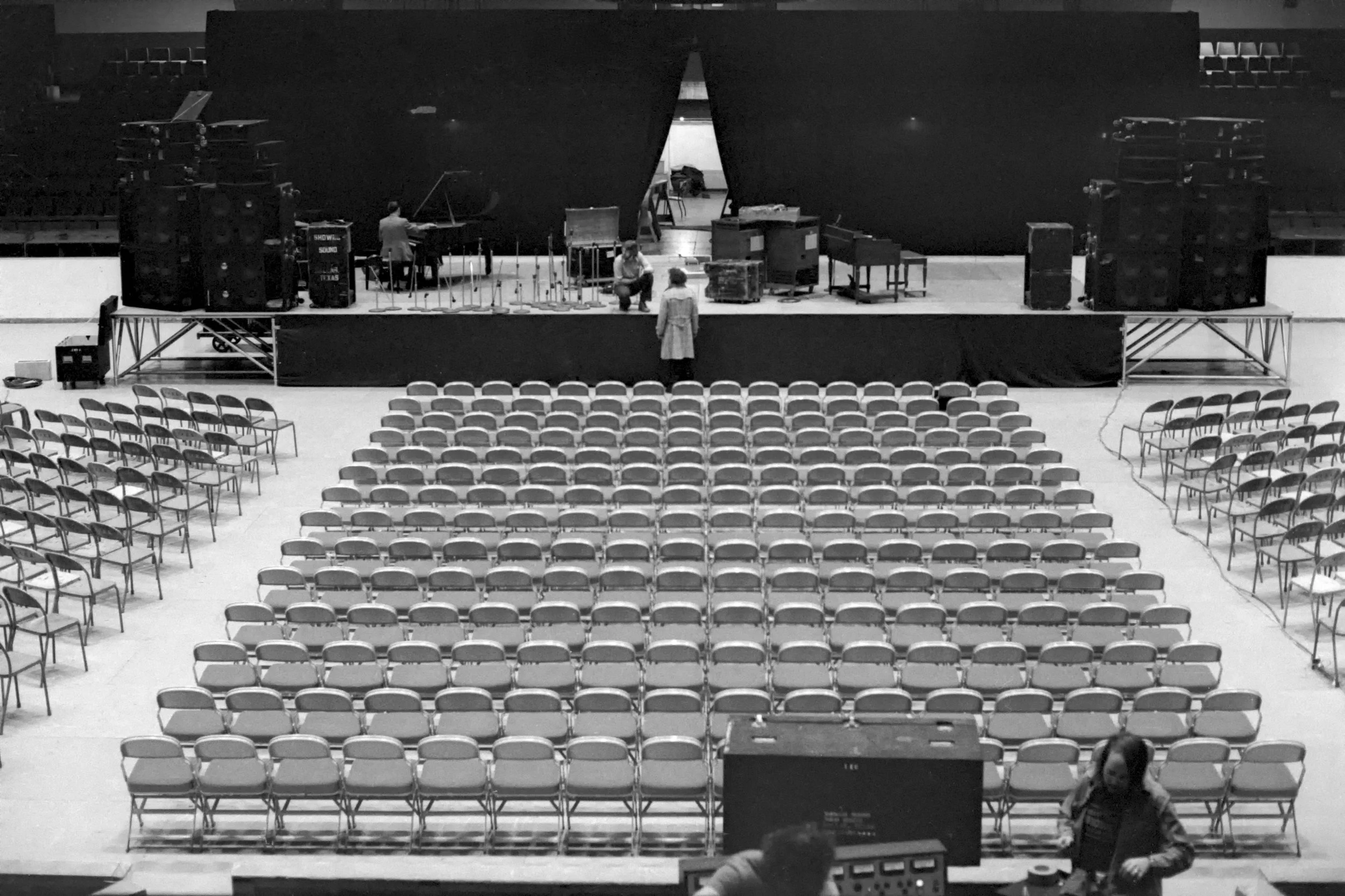Maxson's console 3 Dog Night