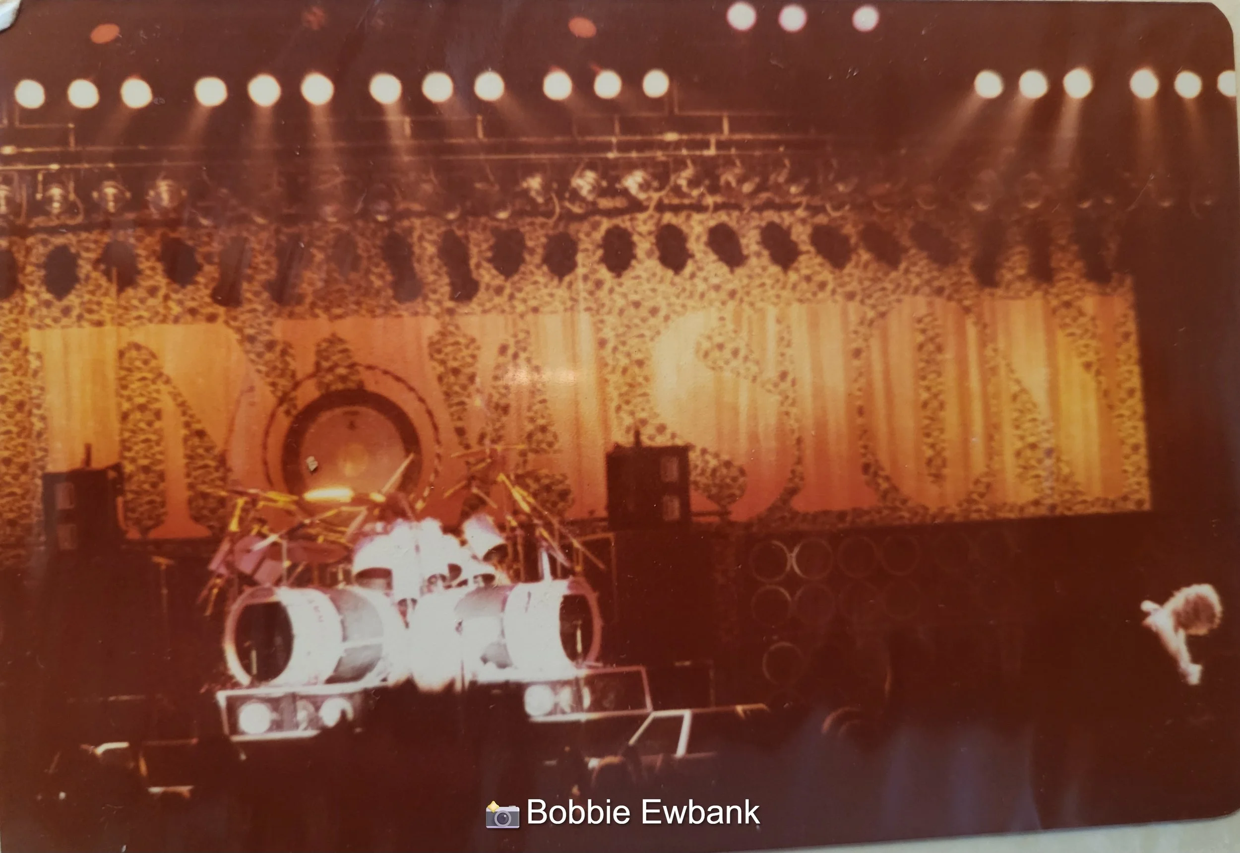 1980 VAN HALEN INVASION STAGE SHOT