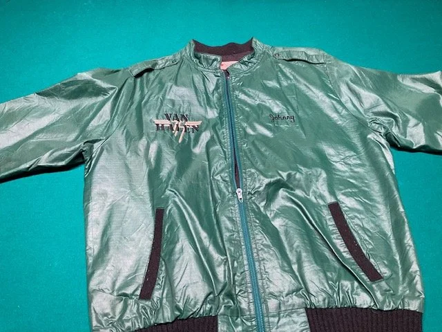 Showlites VH Frnt.jpg