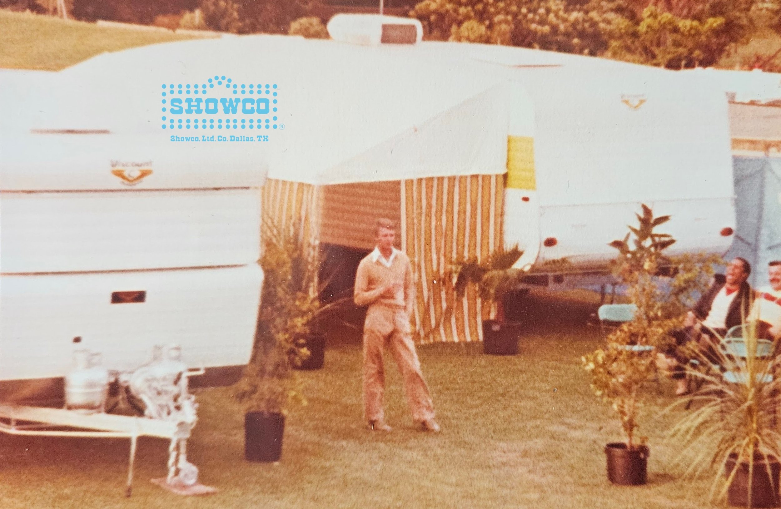 Bowie backstage trailer