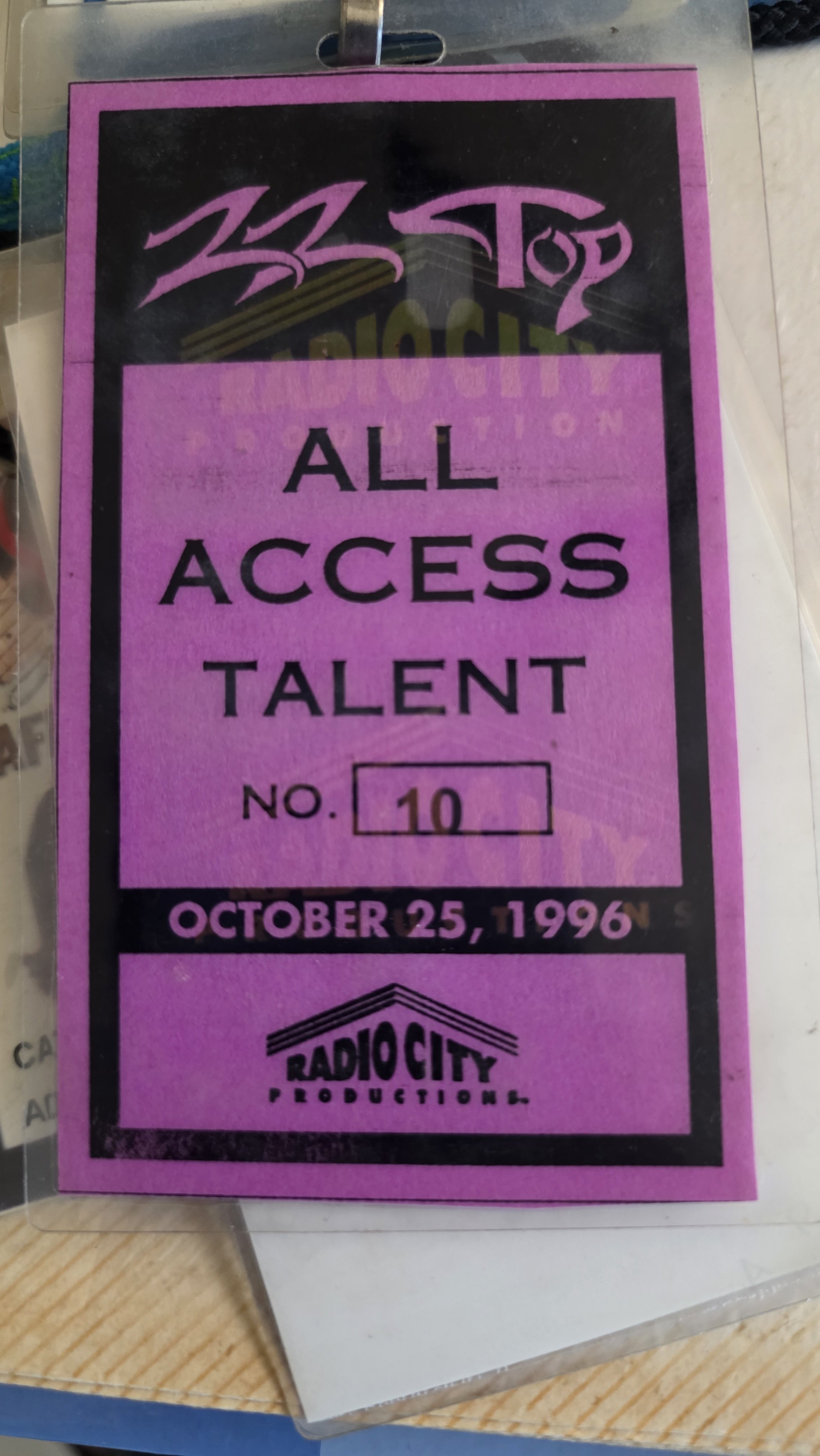 ZZTop_1996-10-25_RadioCity_AllAccessTalent_No10_LS.jpg.jpg