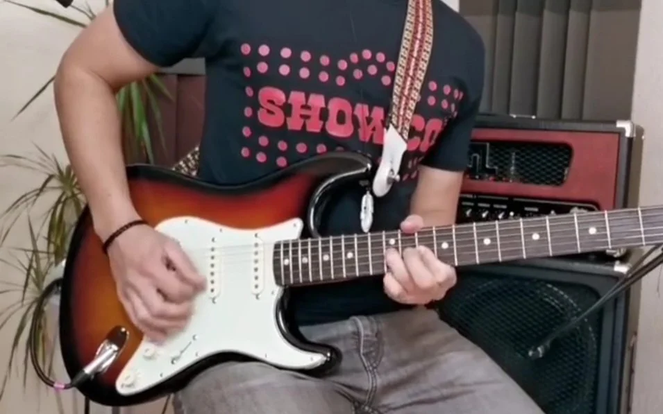 SHOWCO TEE PIC GUITAR INSTA GUY (1).jpg