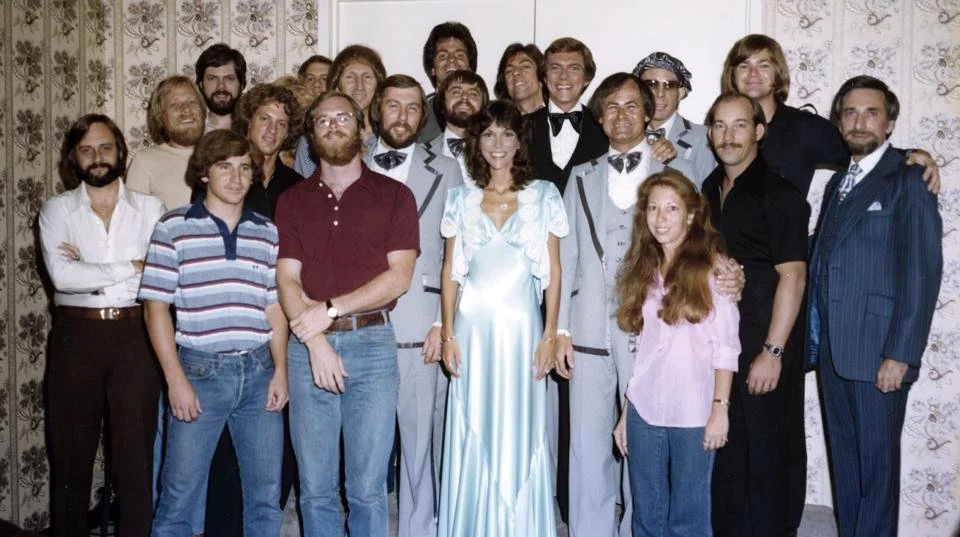 CARPENTERS-MGMGRAND-DAVID-ALLEY-1975.jpg