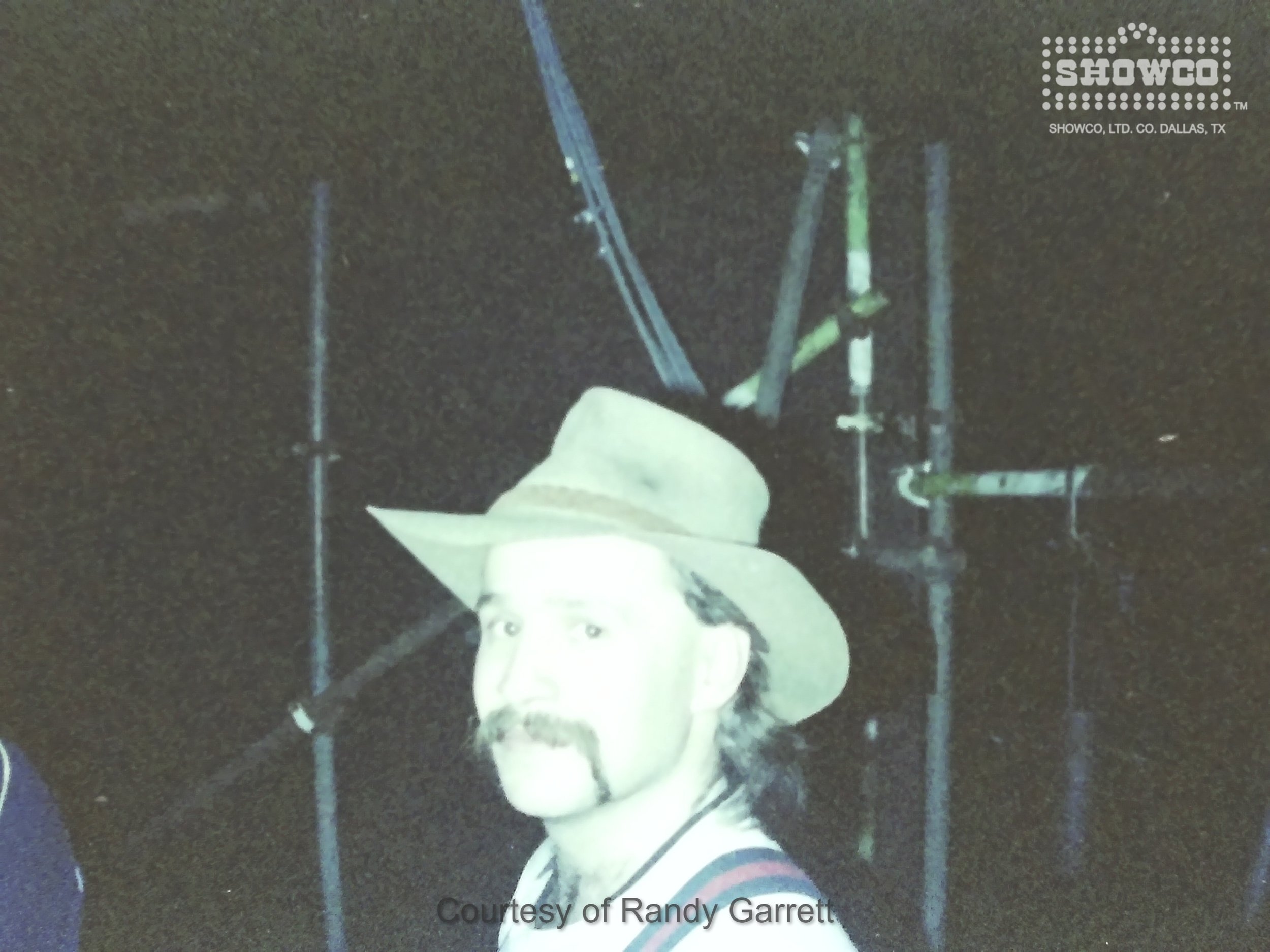 GENESIS 1982 (18).jpg