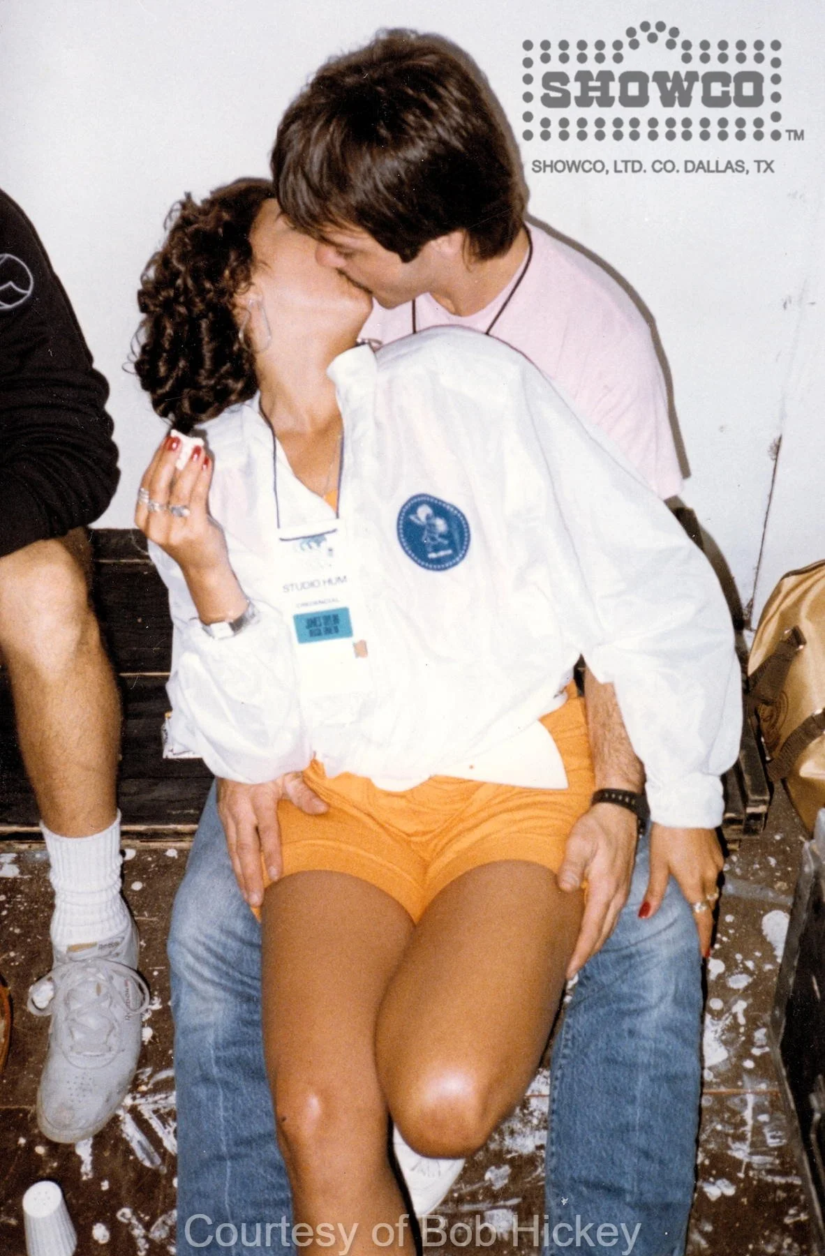 BOB AND GIRL KISS.jpg