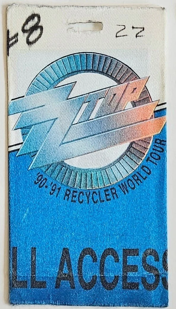 1990–91 Recycler World Tour all-access pass. Courtesy of the Sizemore Estate.