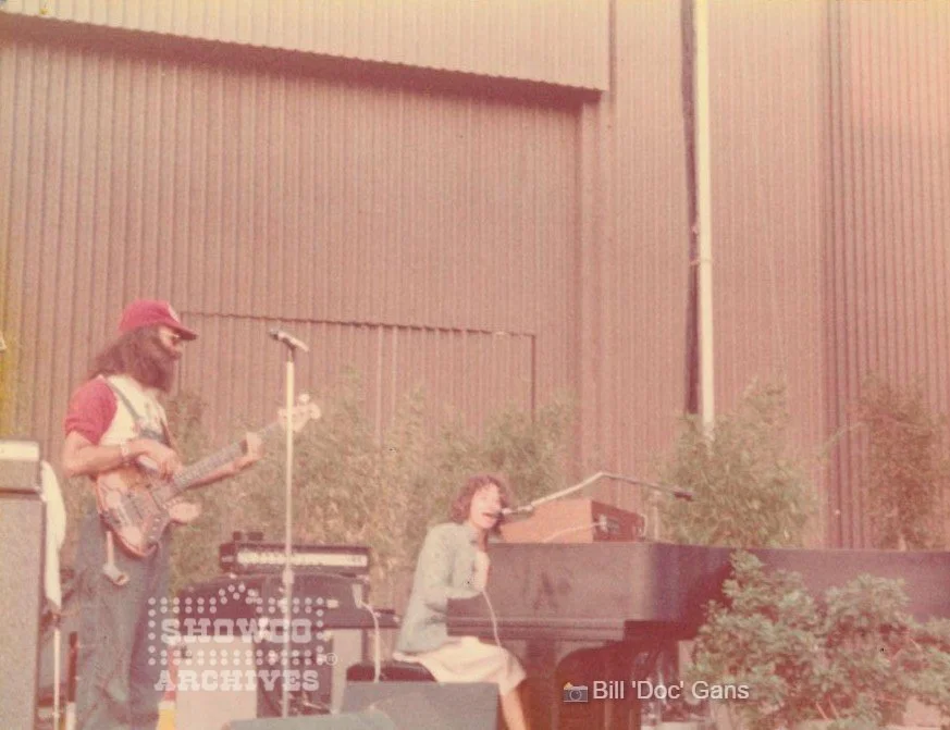 1976 CAROLE-KING-LELAND.jpg