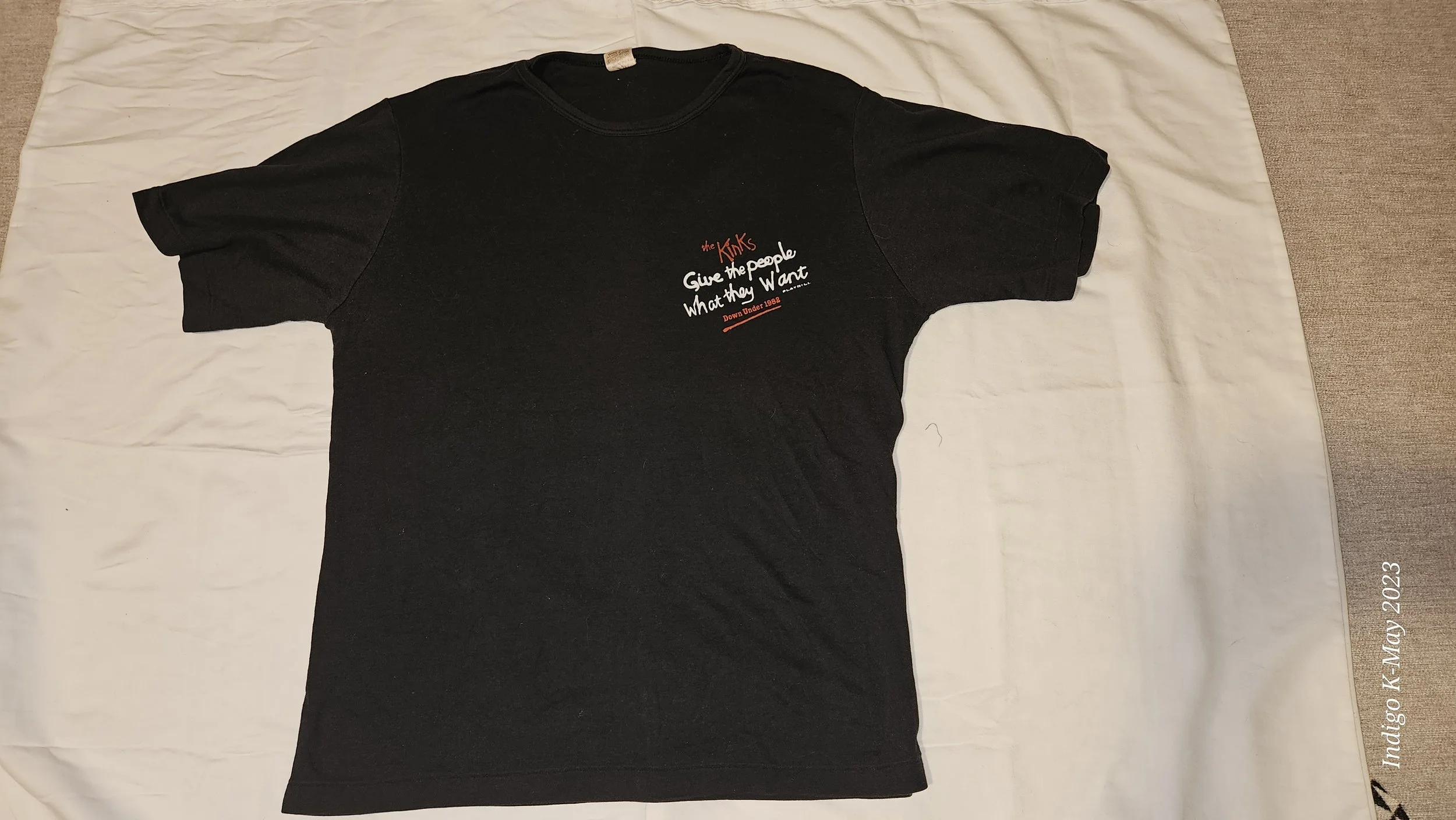 KINKS DOWN UNDER CHEST TEE.jpg