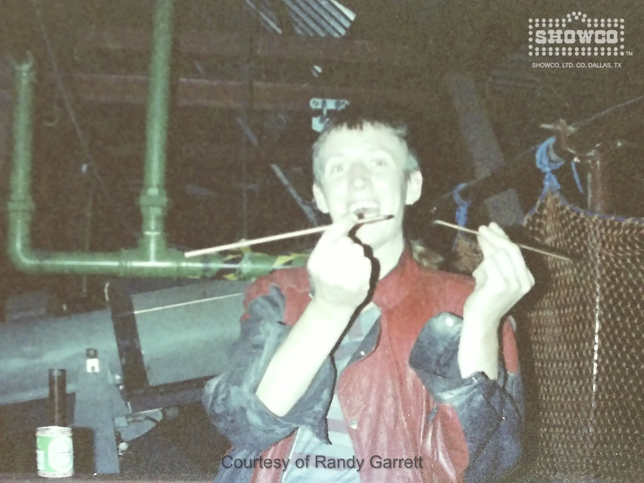 GENESIS 1982 (15).jpg