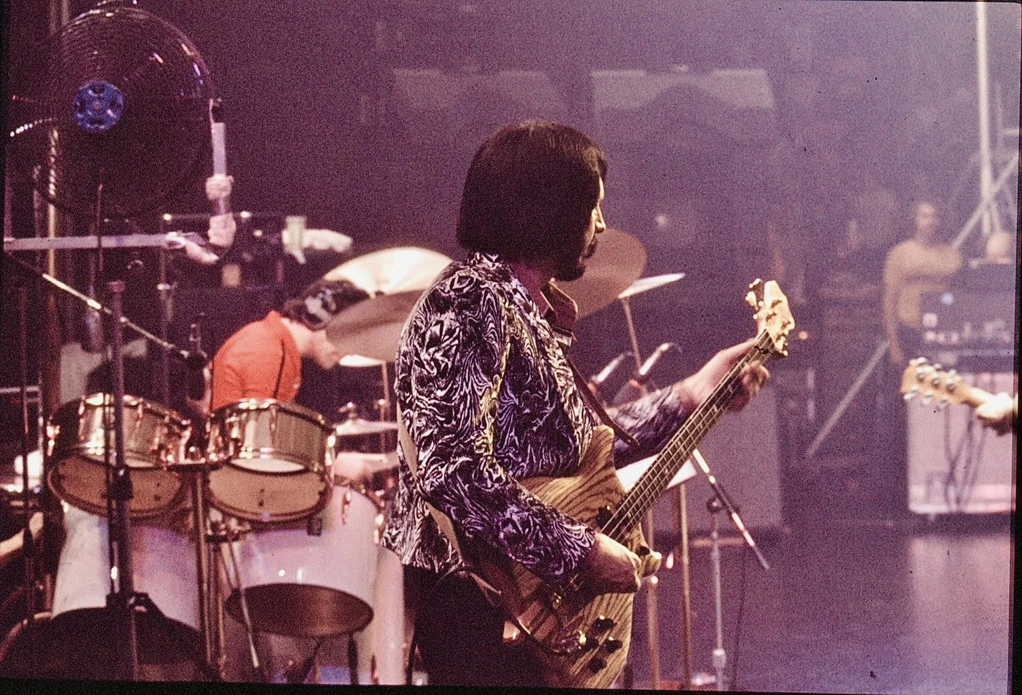 Entwistle w/Jim Hubbard in Showco shirt courtesy of Jason Gifford