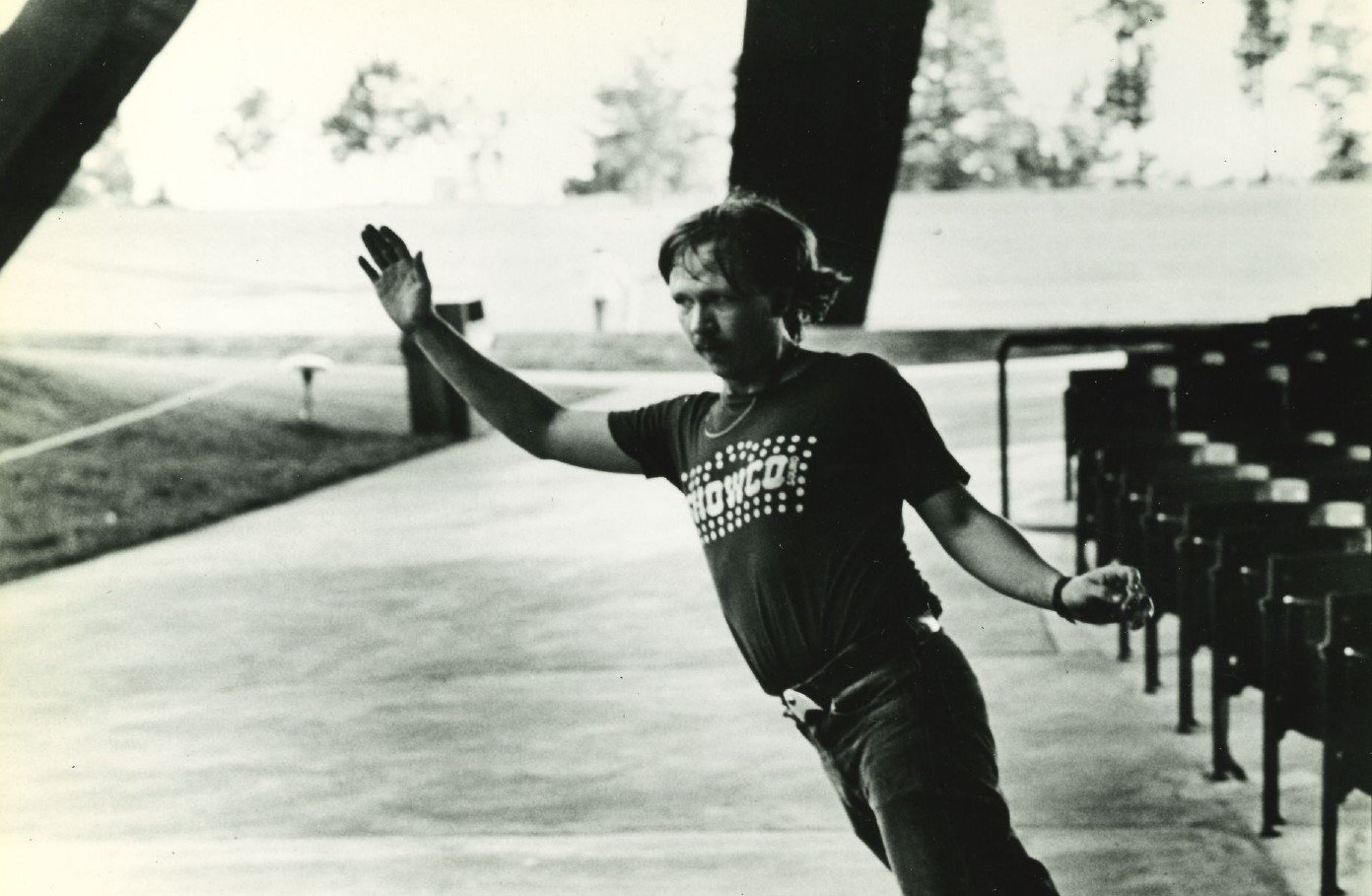 DOC SHOWCO SHIRT SKATEBOARD JACKSON BROWNE.jpg