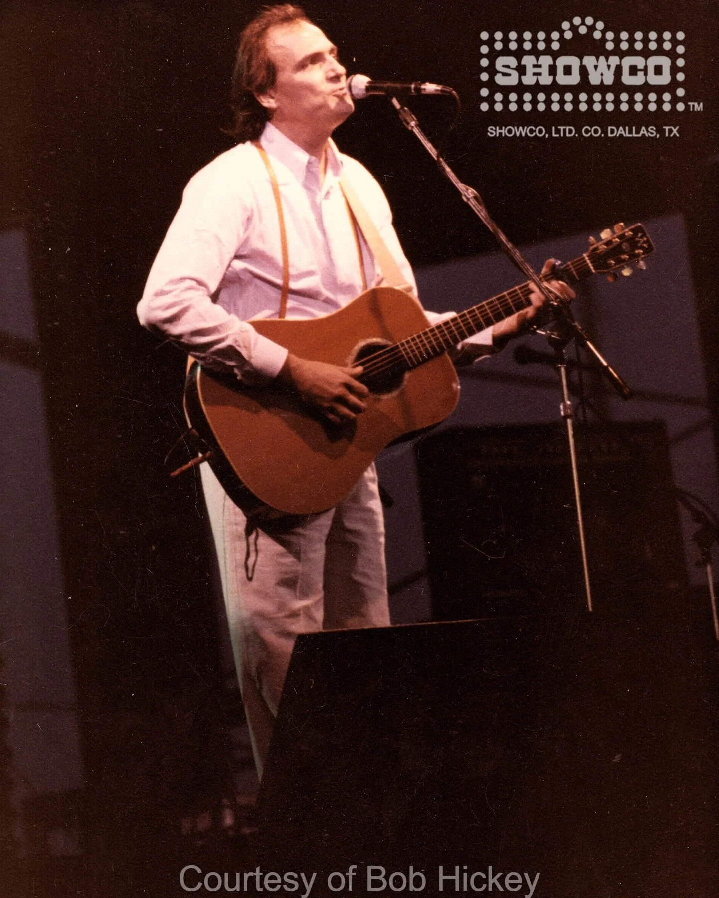 TAYLOR SINGING ACOUSTIC.jpg