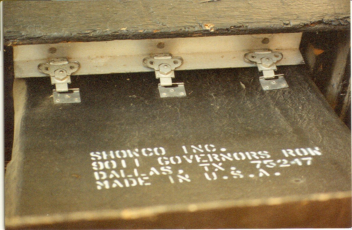 9011 governors row2-showco.jpg