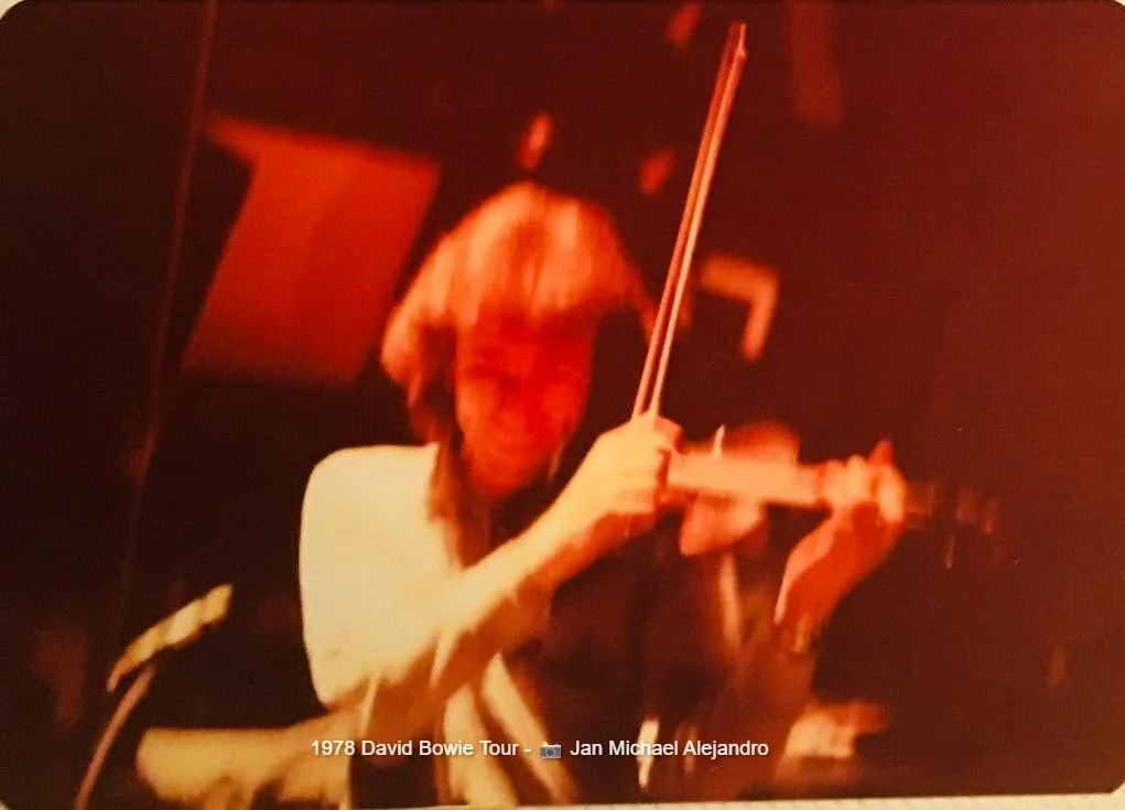 1978 BOWIE BAND BLUR PICS-JAN-2.jpg