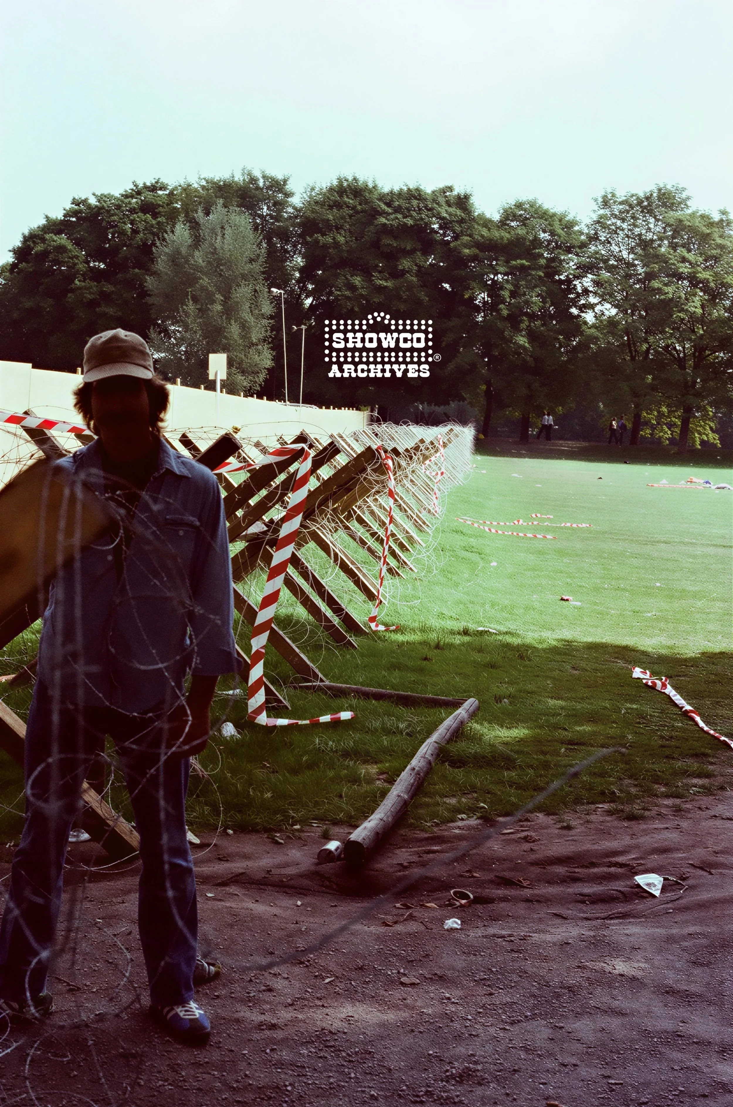 Morris Lyda, Showco alum and temporary fencing at Summertime Open Air Festival, Ulm, Germany, 1978. Courtesy of the Showco Archives.