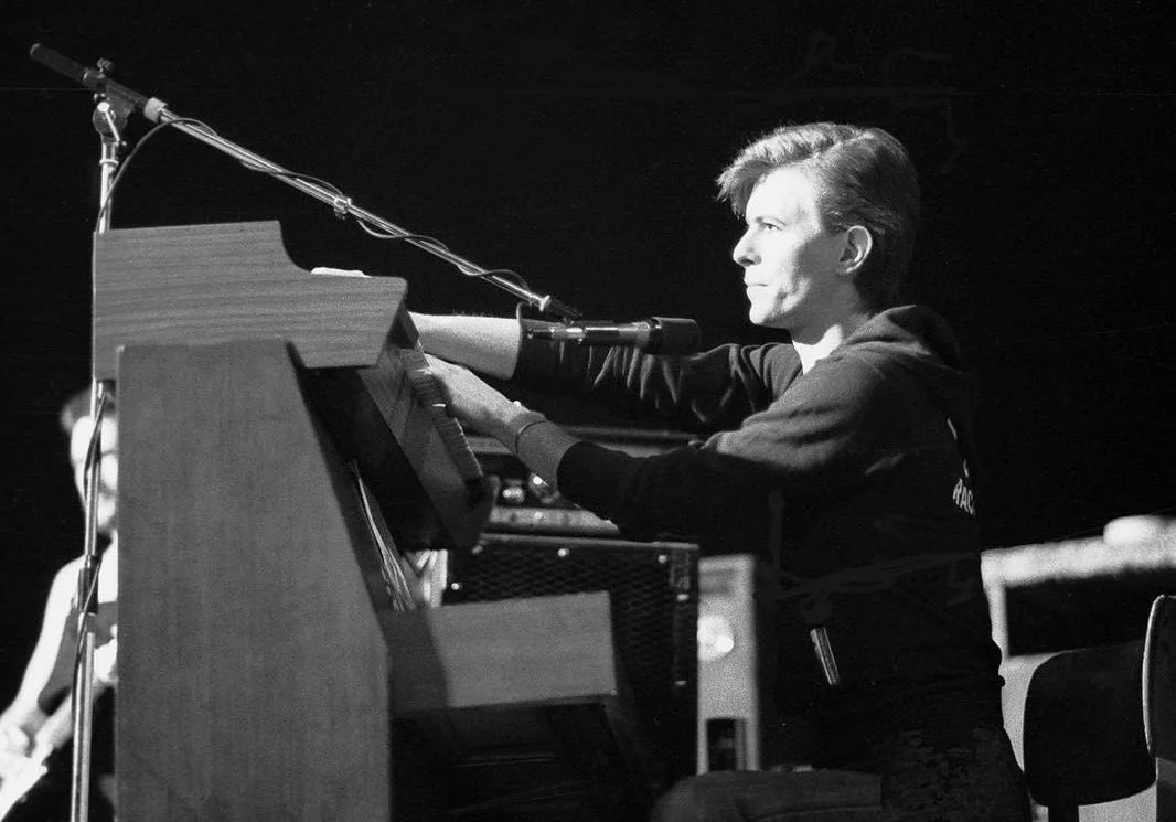 Bowie on Iggy Tour 77.jpg