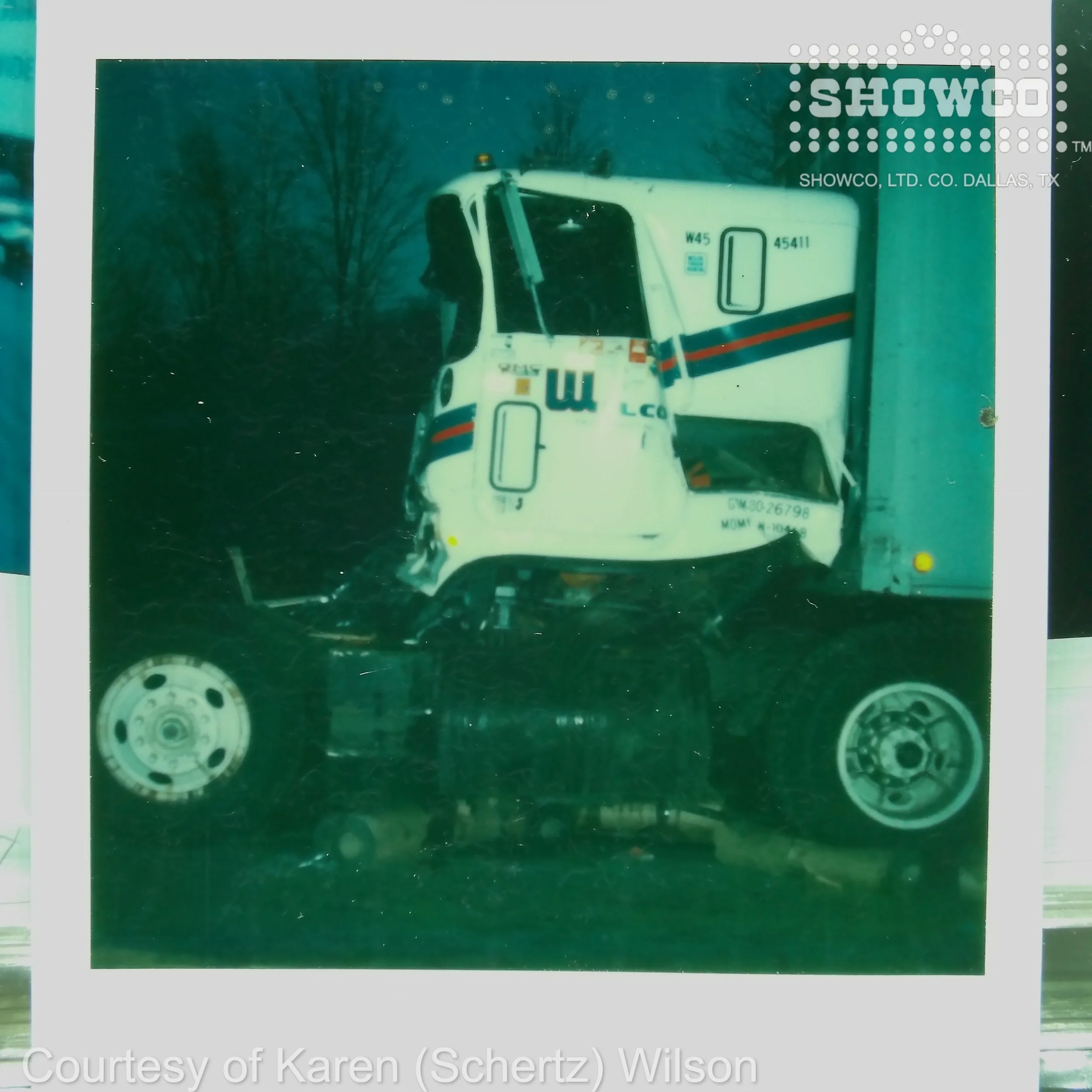 GENESIS CORTLAND NY MIRROR TRUCK WRECK 3.29.78 4