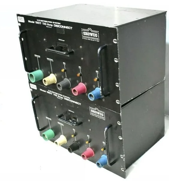 Showco electrical disconnect — detail.