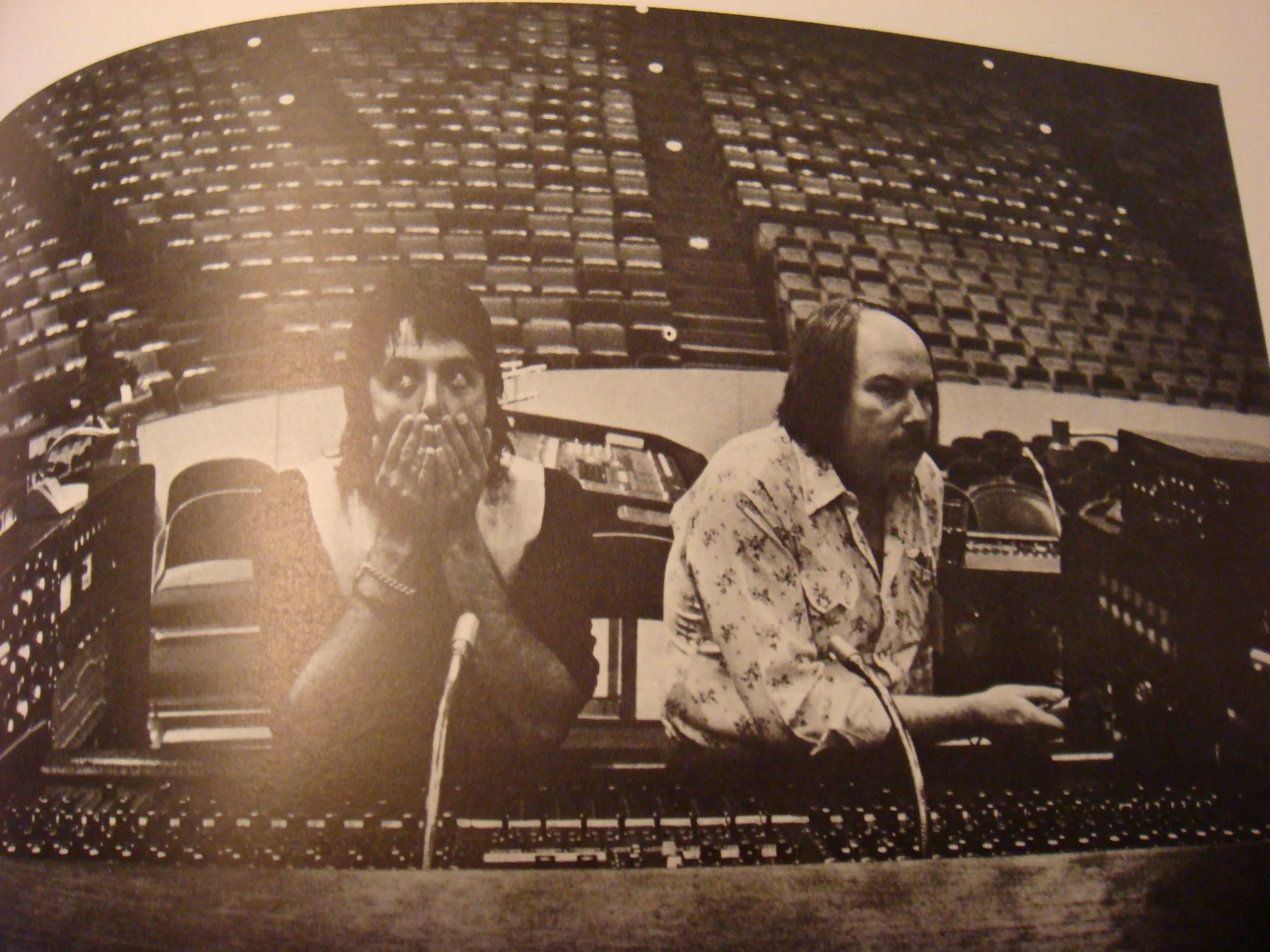 Paul McCartney & Jack Maxson @ the board Wings '76.jpg
