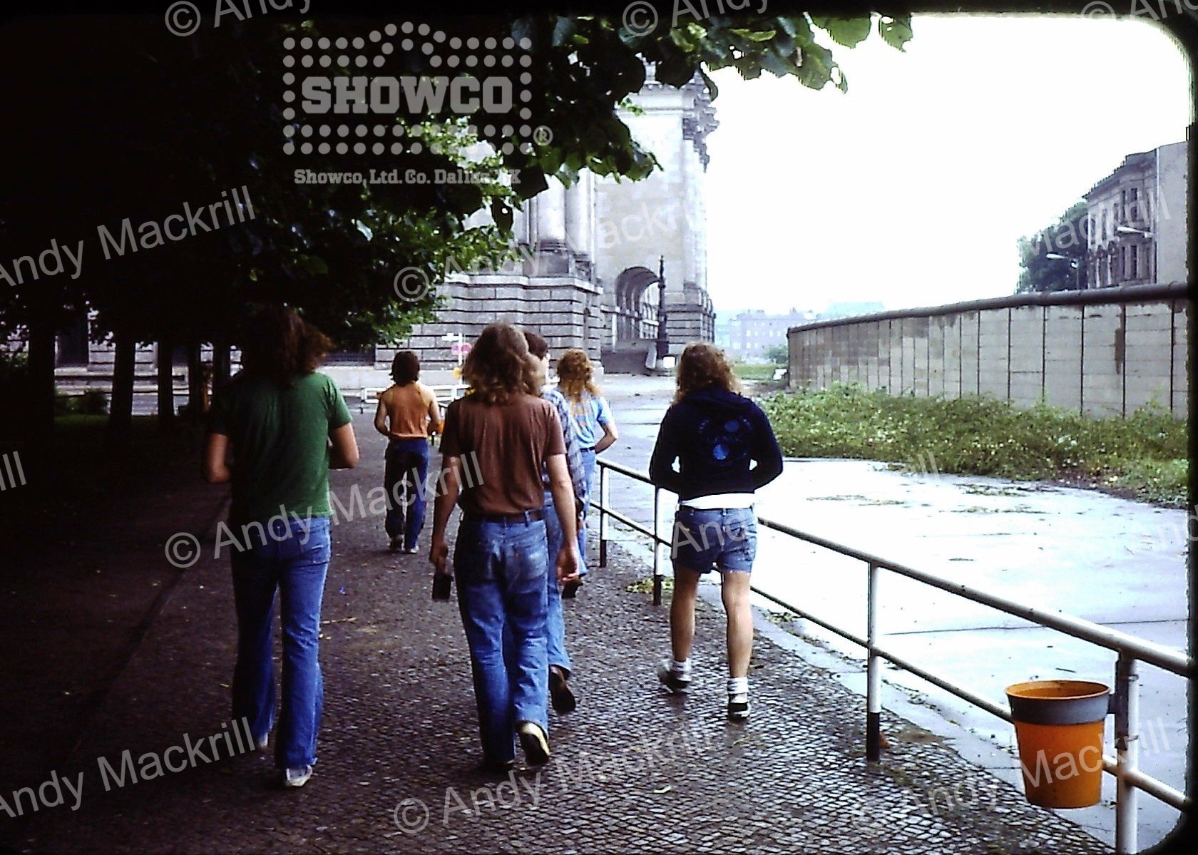 Walking the Berlin Wall - Genesis Europe 1976.JPG