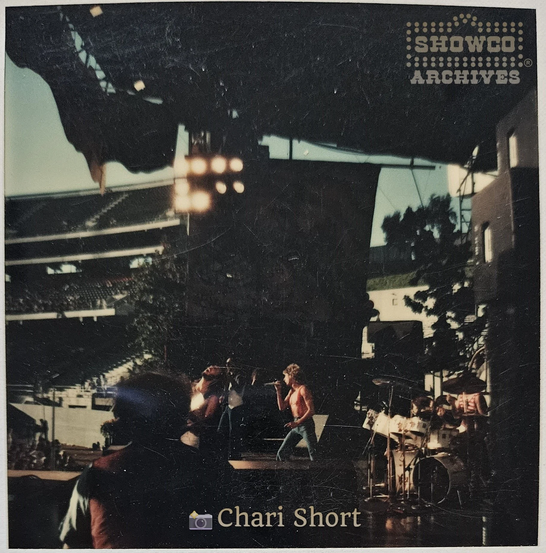 THE WHO LIVE-CHARI.jpg