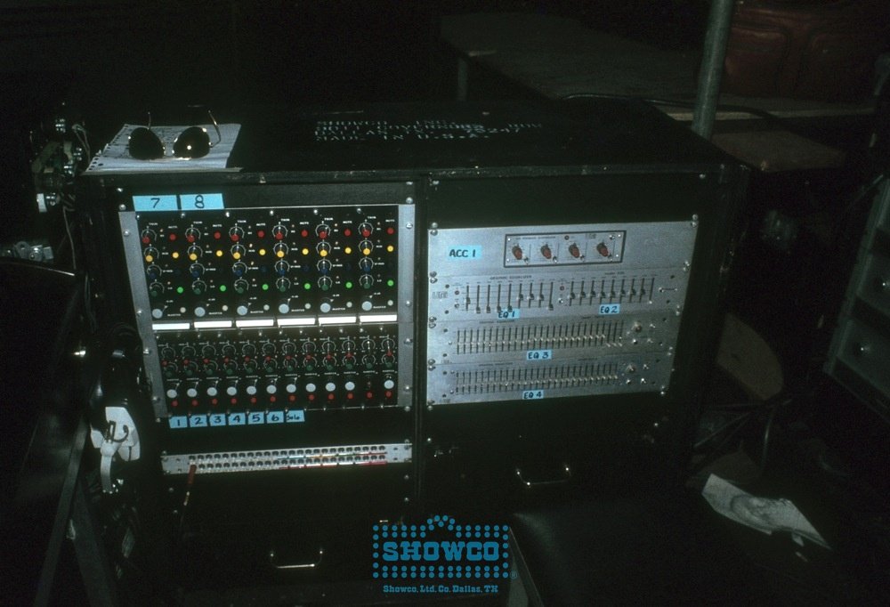 Bowie-78-Monitor EQ Rack- courtesy Jands Pty Limited
