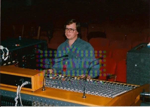 BRUCE JONES Shure Mic promo shot Robert Palmer.jpg