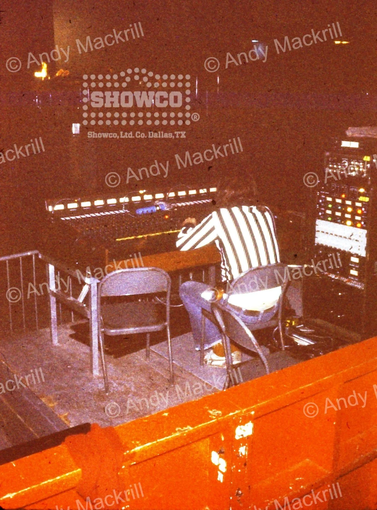 Genesis Montreal Forum 1976 - The Chief - Craig Schertz.JPG