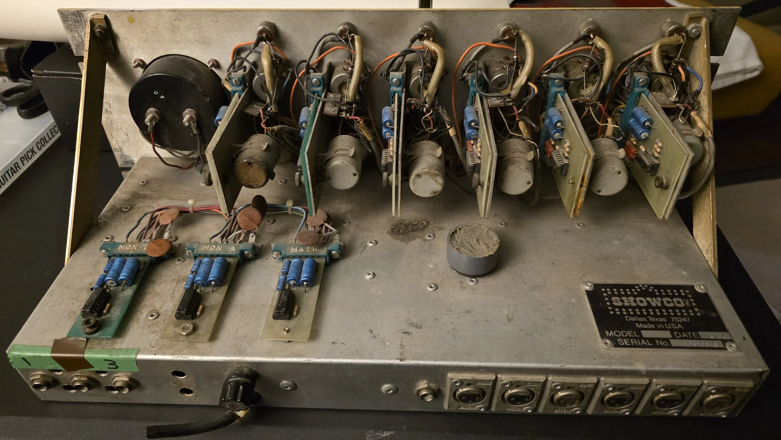 1977 Showco 6‑channel rack mount mixer-HERG-1