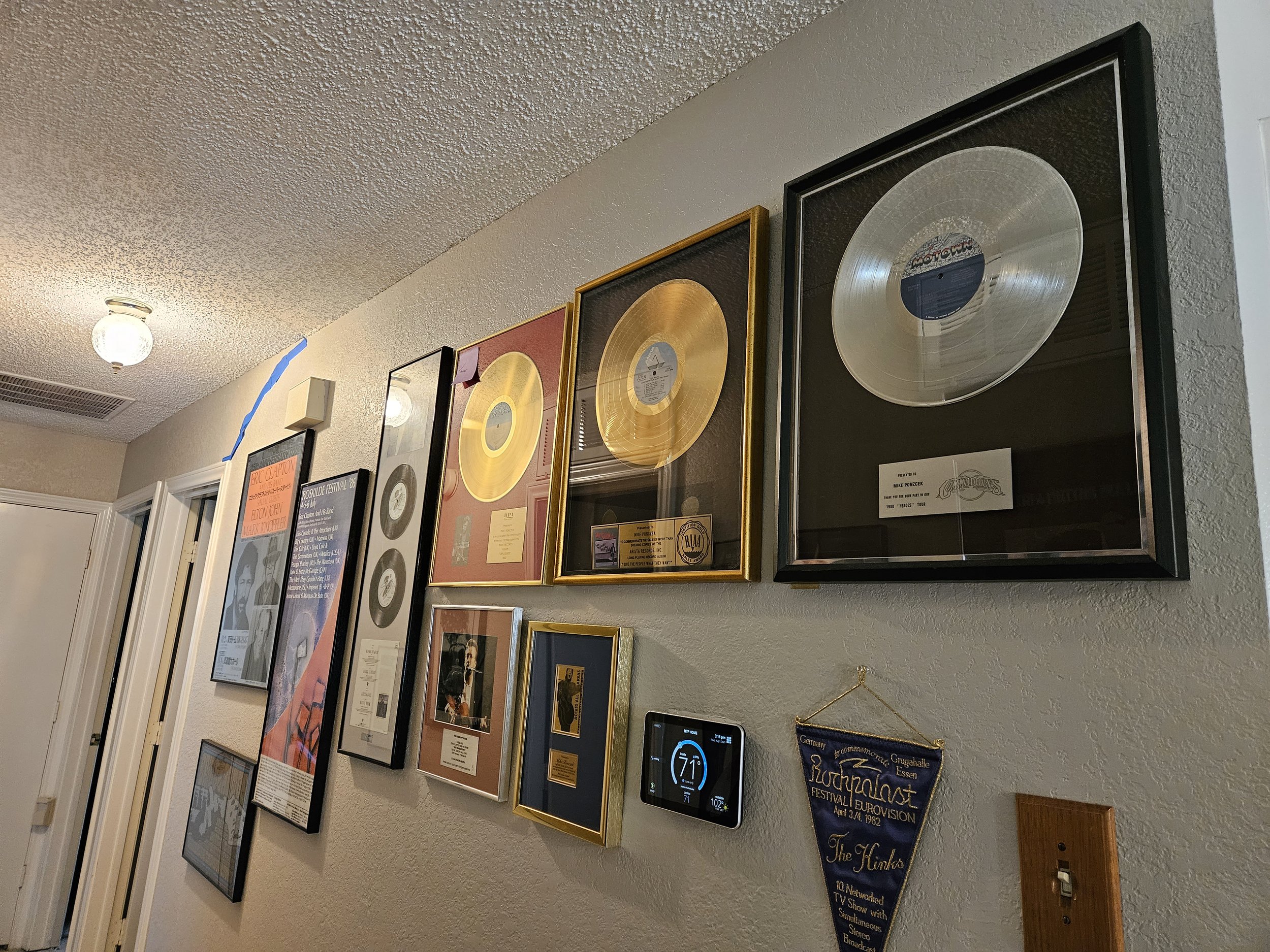 FUNKRECORDS.jpg