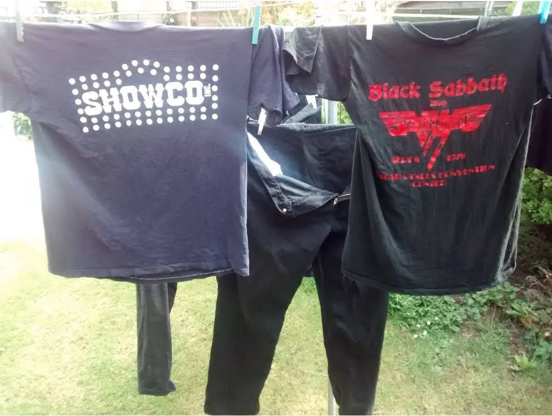 SHOWCO-BLACK-SABBATH-VAN-HALEN-SHIRT-FAN-SHARE.jpg