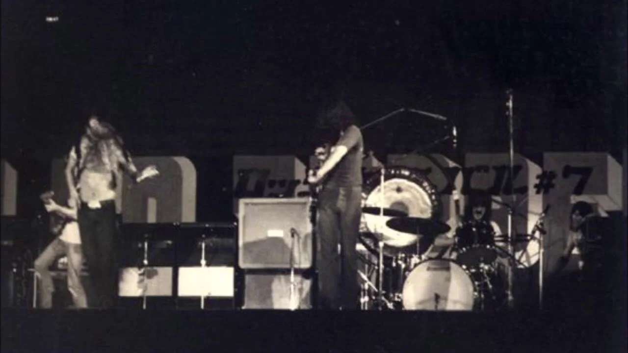 SHOWCO SPEAKERS-ZEPPELIN-1971.jpg