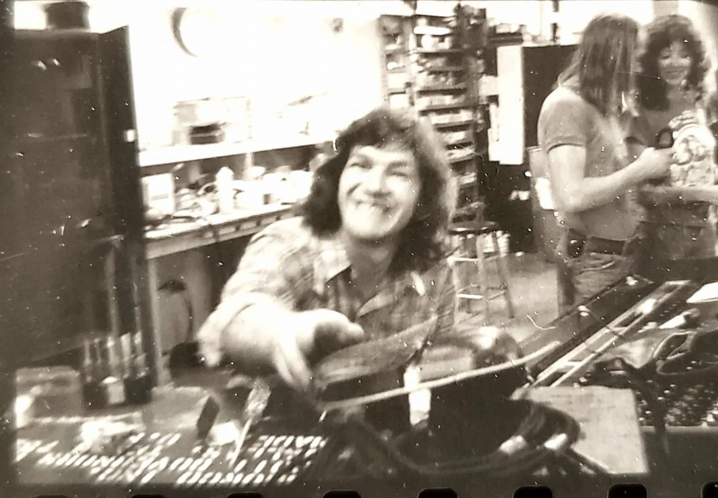 BJ Schiller, Larry, Lunar in the Showco shop