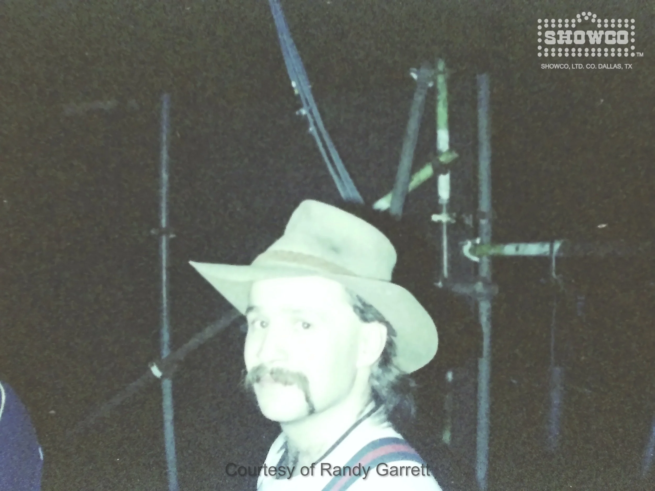 GENESIS 1982 (18).jpg