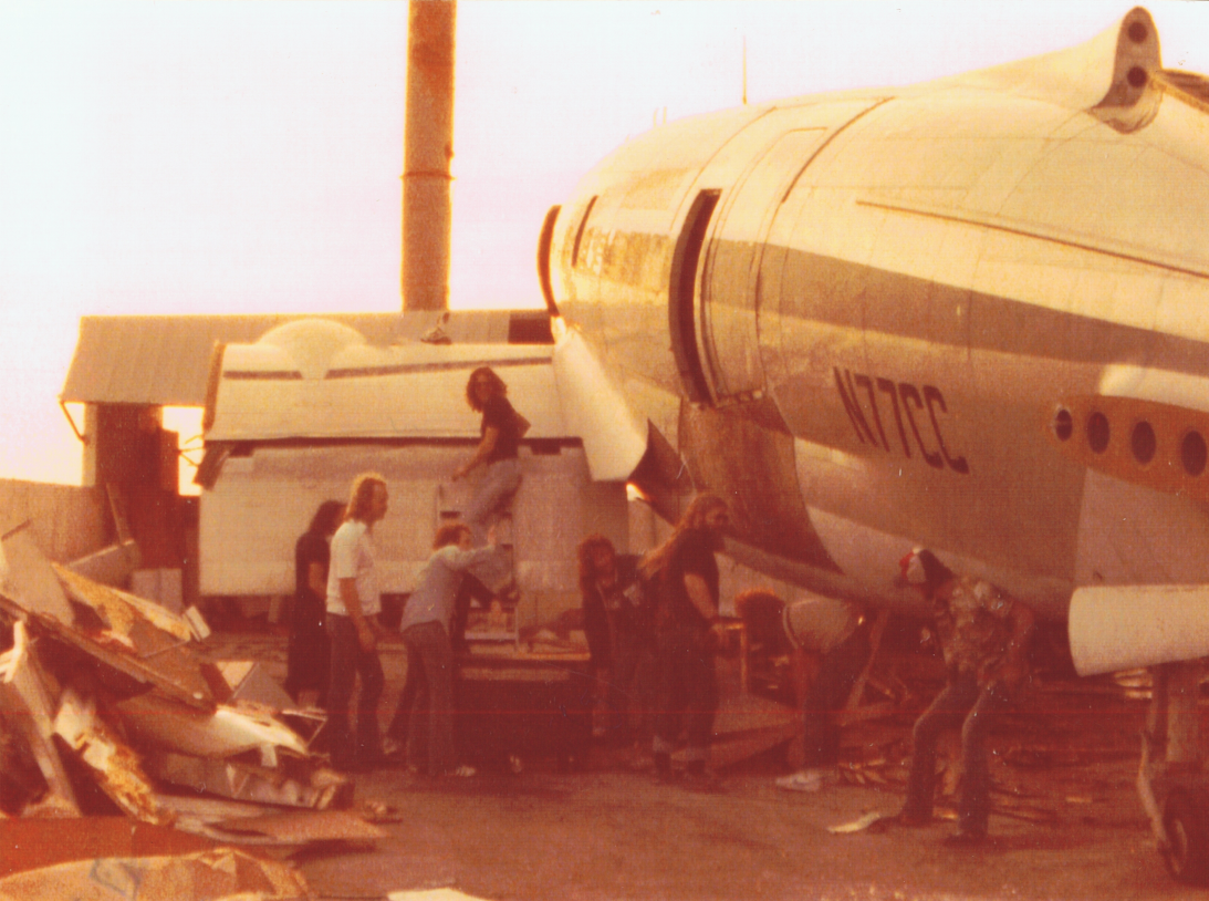 Loading Plane Havana Jam_Page_1 - Copy.png