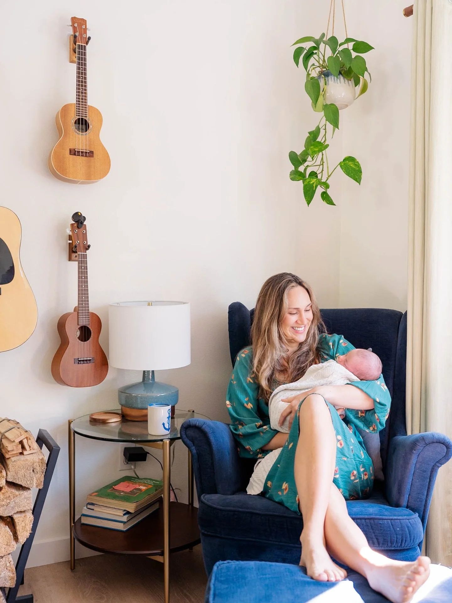 A mother&rsquo;s love 🥹 The beautiful Kaeli with her precious little bundle, Blakely. More from this newborn session to come 💕