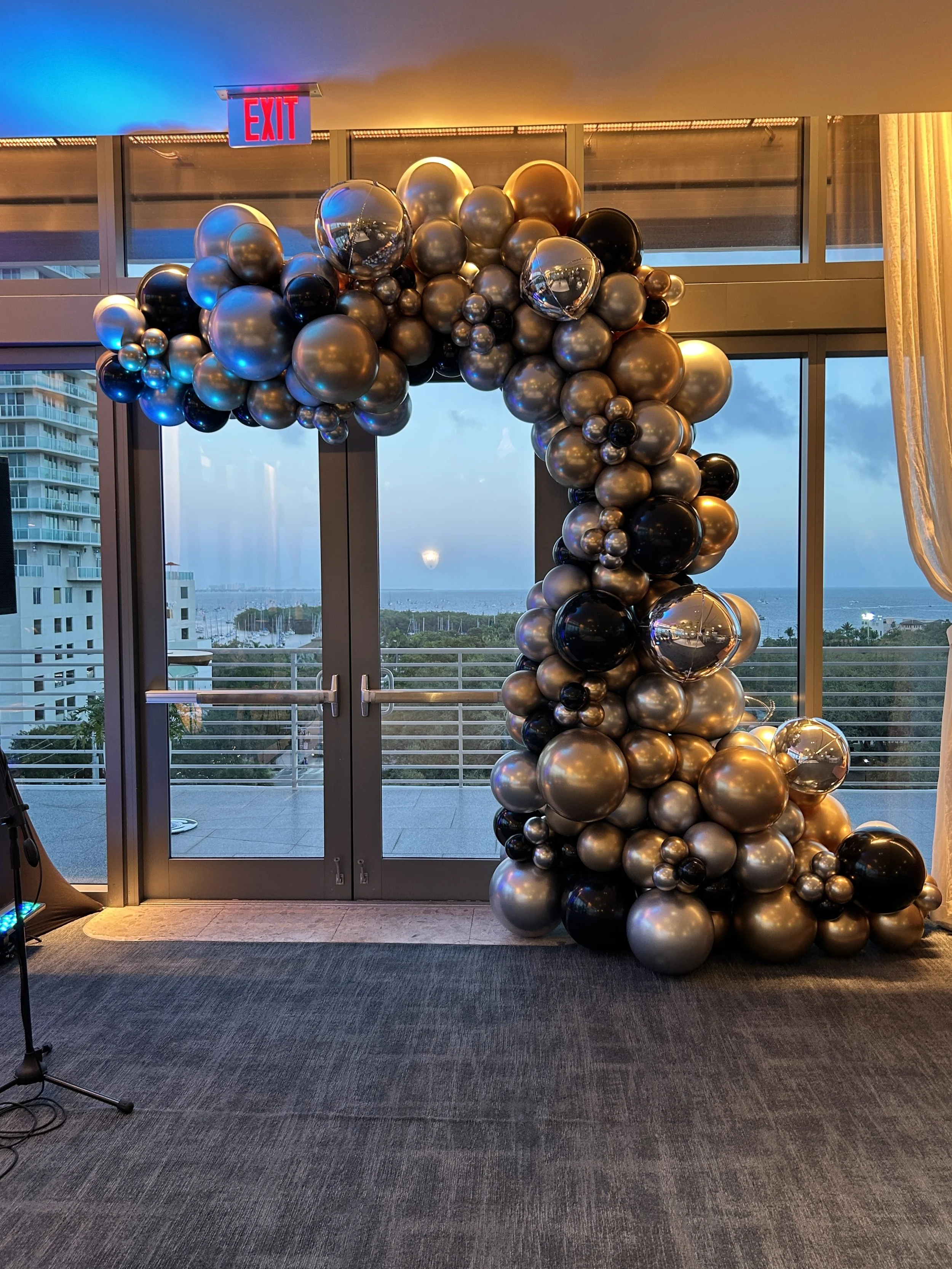 NYE Entrance Garland.jpg