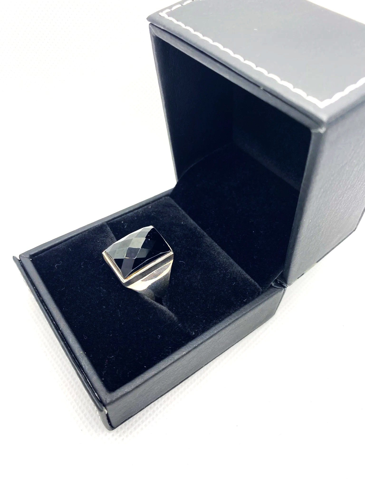 Onyx Faceted (S8) Sterling Silver Ring