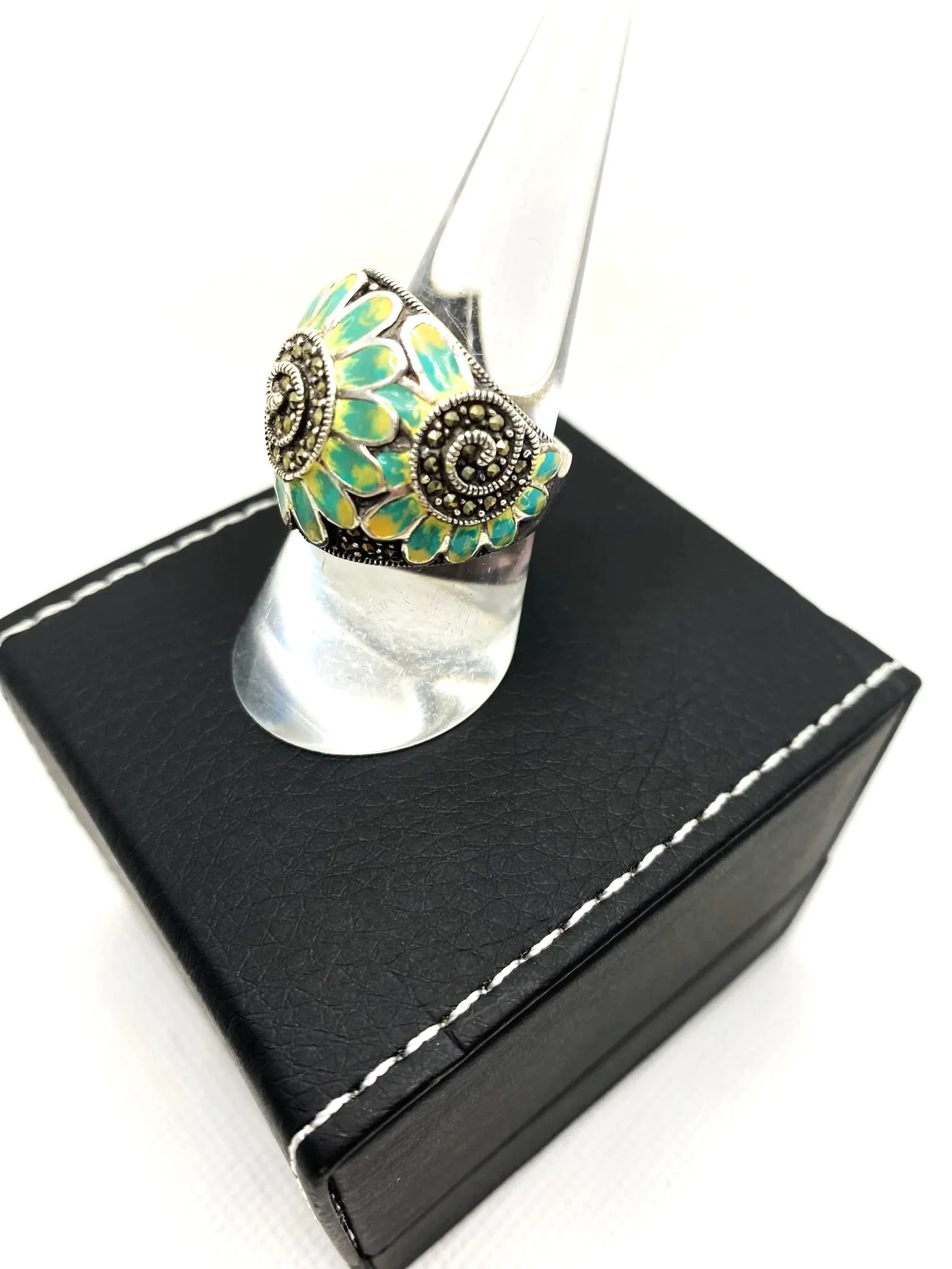 Marcasite Floral (S7) Aqua Sterling Silver Ring